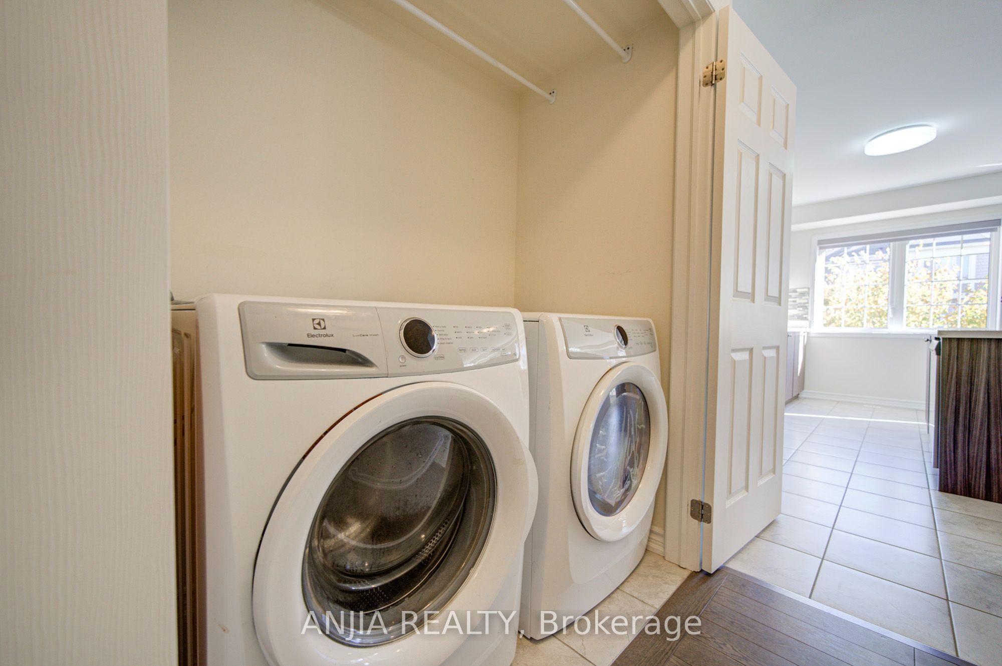 24 Goldeye Street Property Photo 21