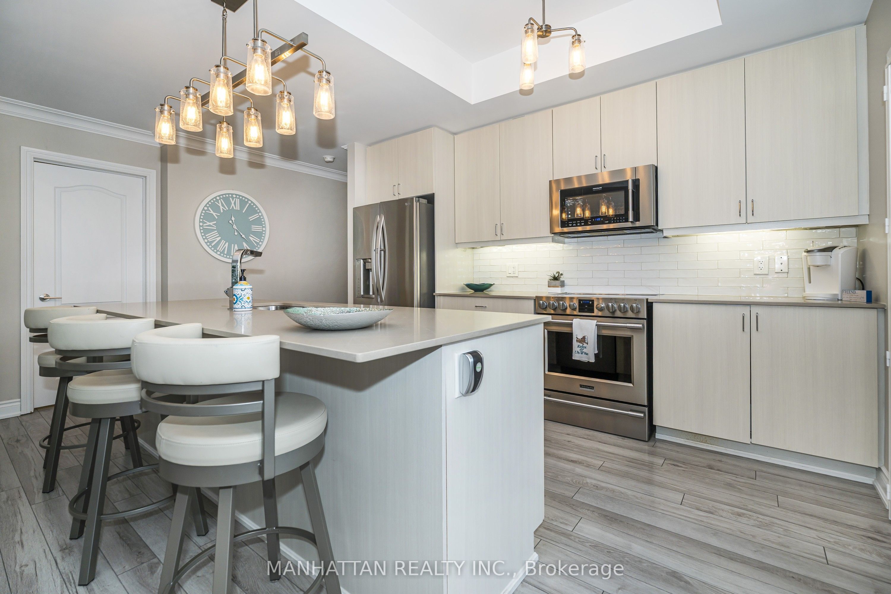 670 Gordon Street 214 Property Photo 8