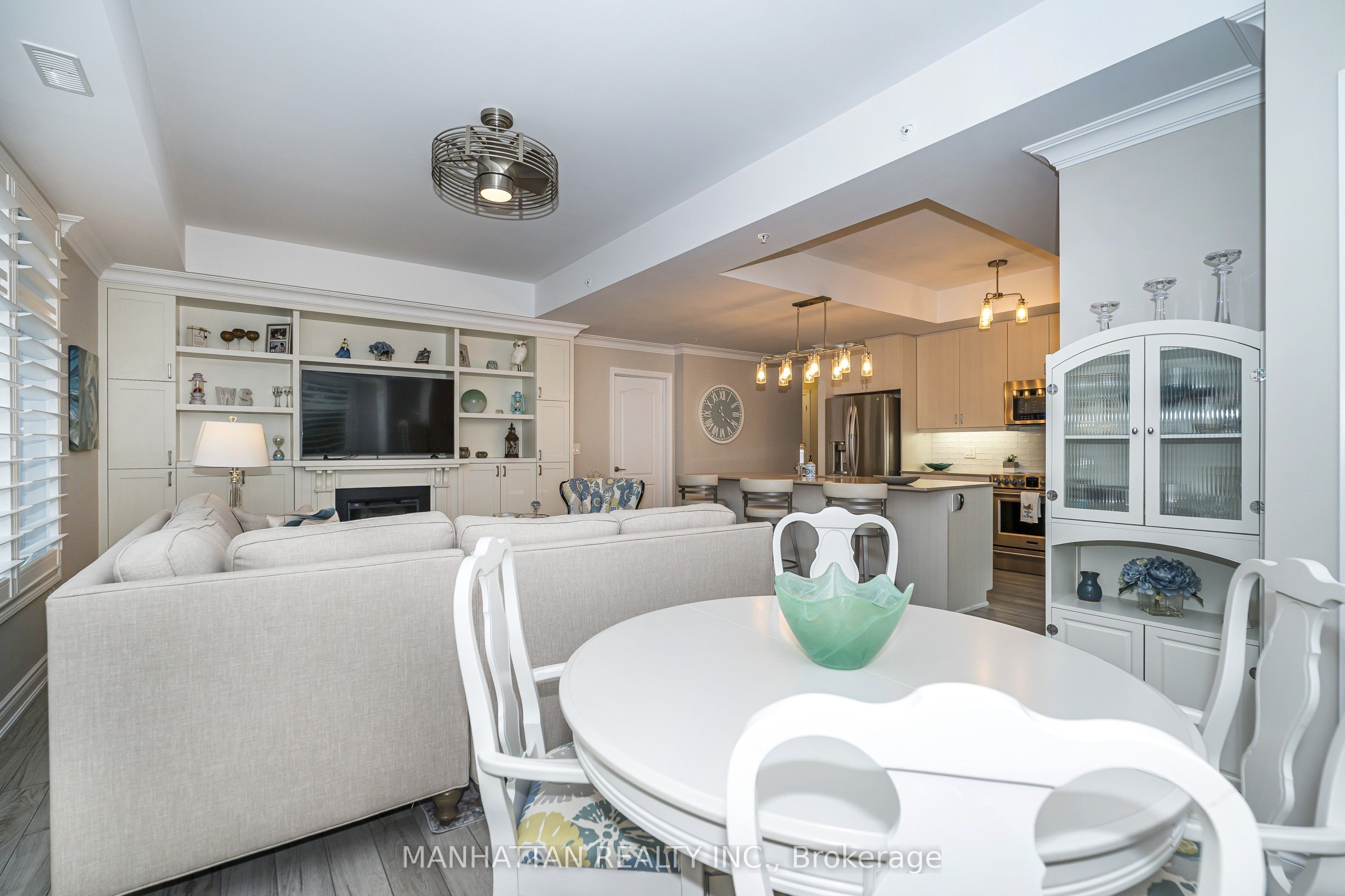 670 Gordon Street 214 Property Photo 12