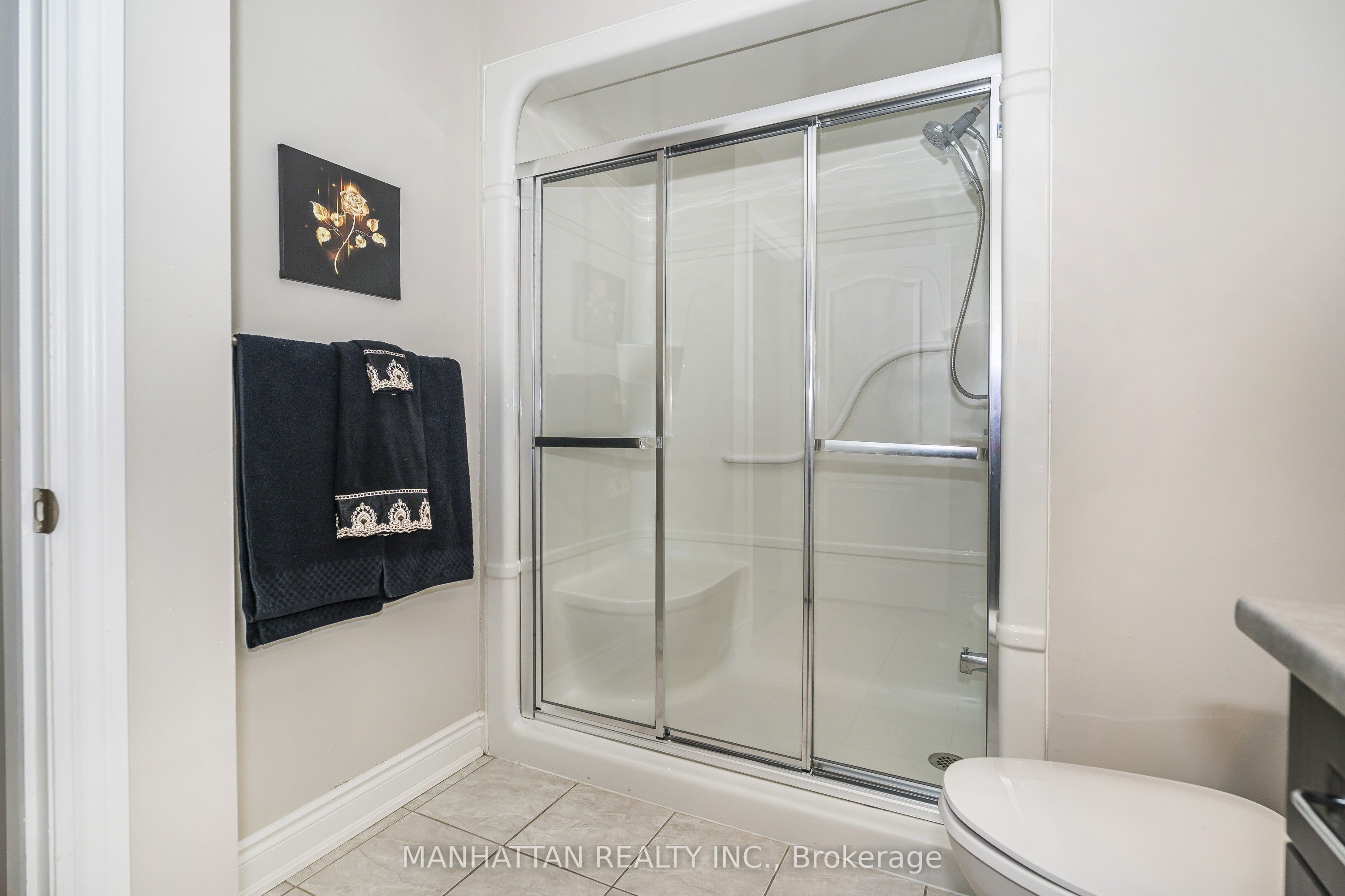 670 Gordon Street 214 Property Photo 18