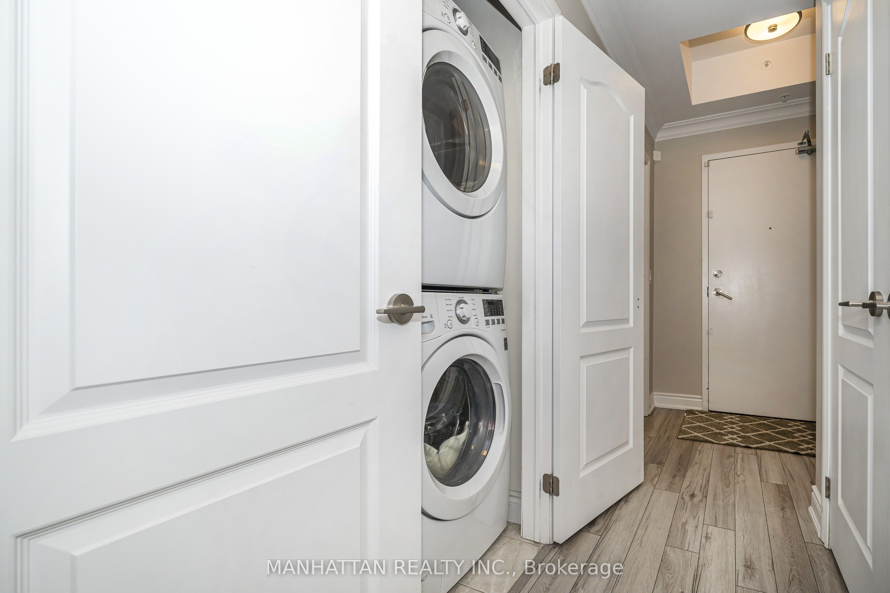 670 Gordon Street 214 Property Photo 26