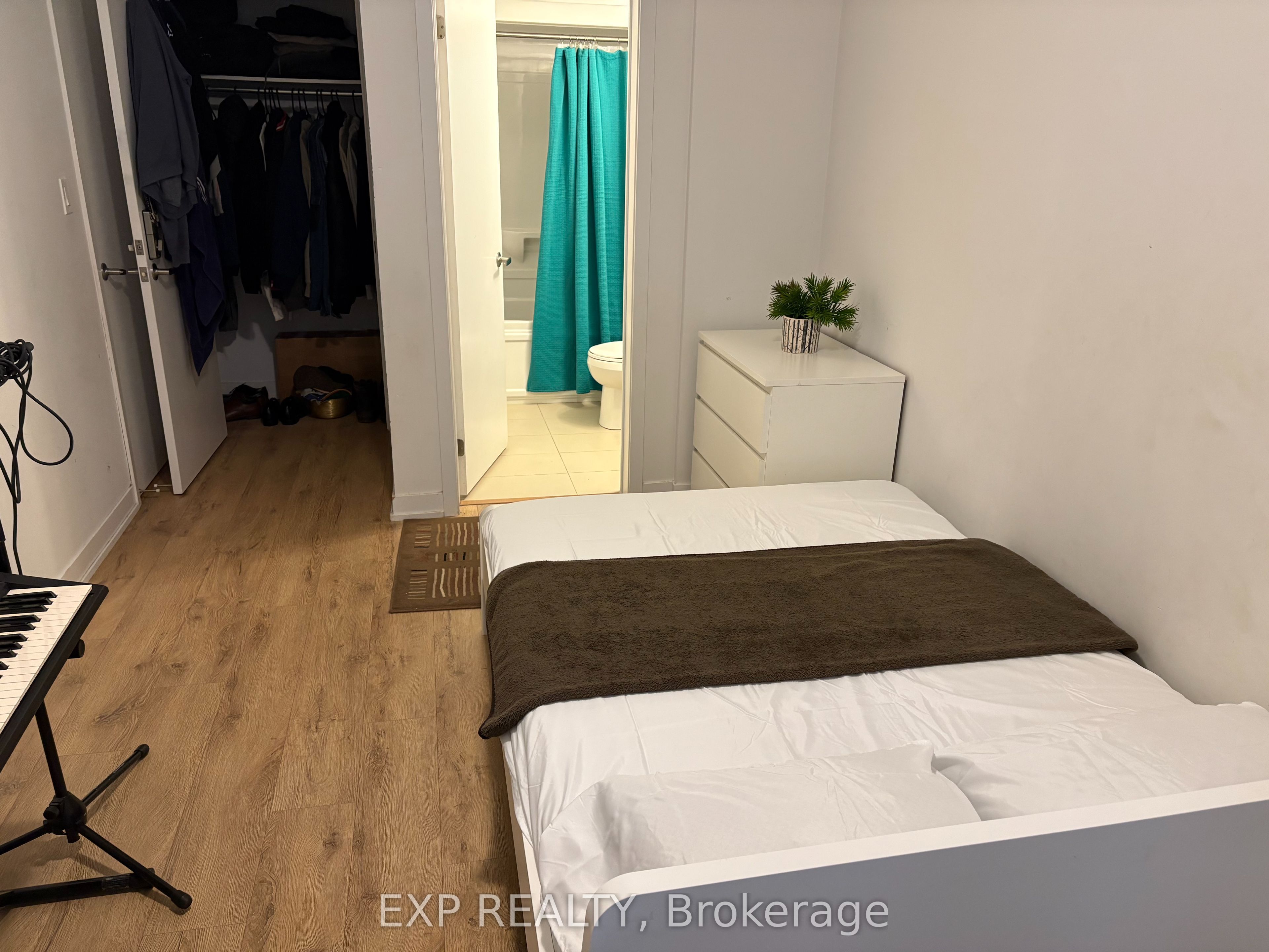1740 Simcoe Street N 53 Property Photo 11