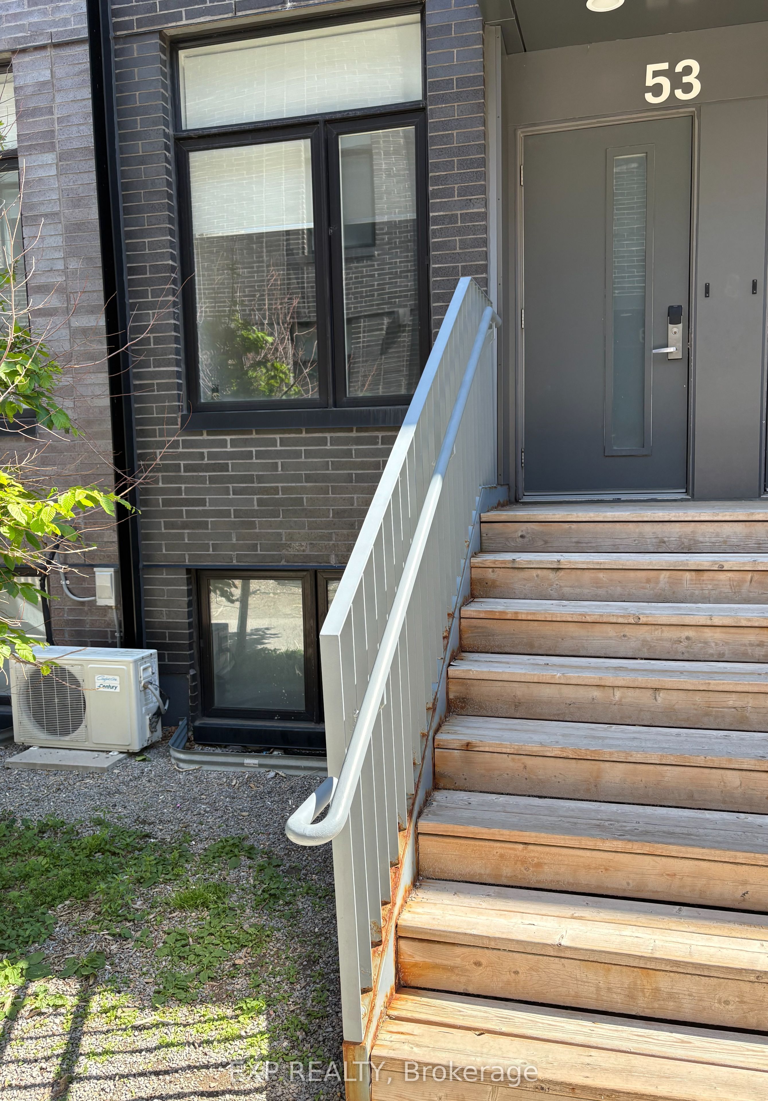 1740 Simcoe Street N 53 Property Photo 18