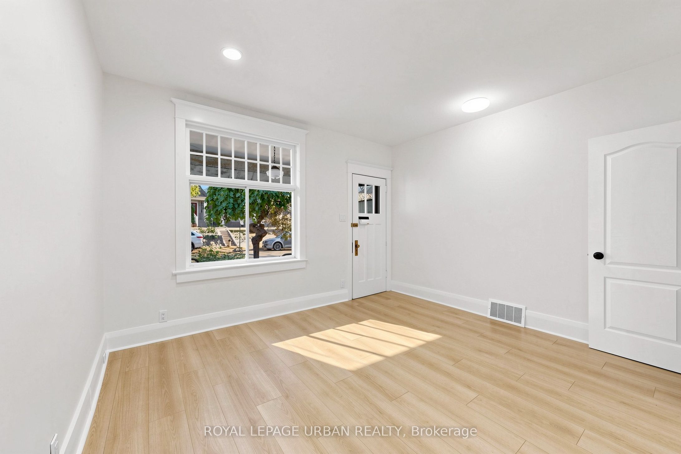 74 East Lynn Avenue Property Photo 9