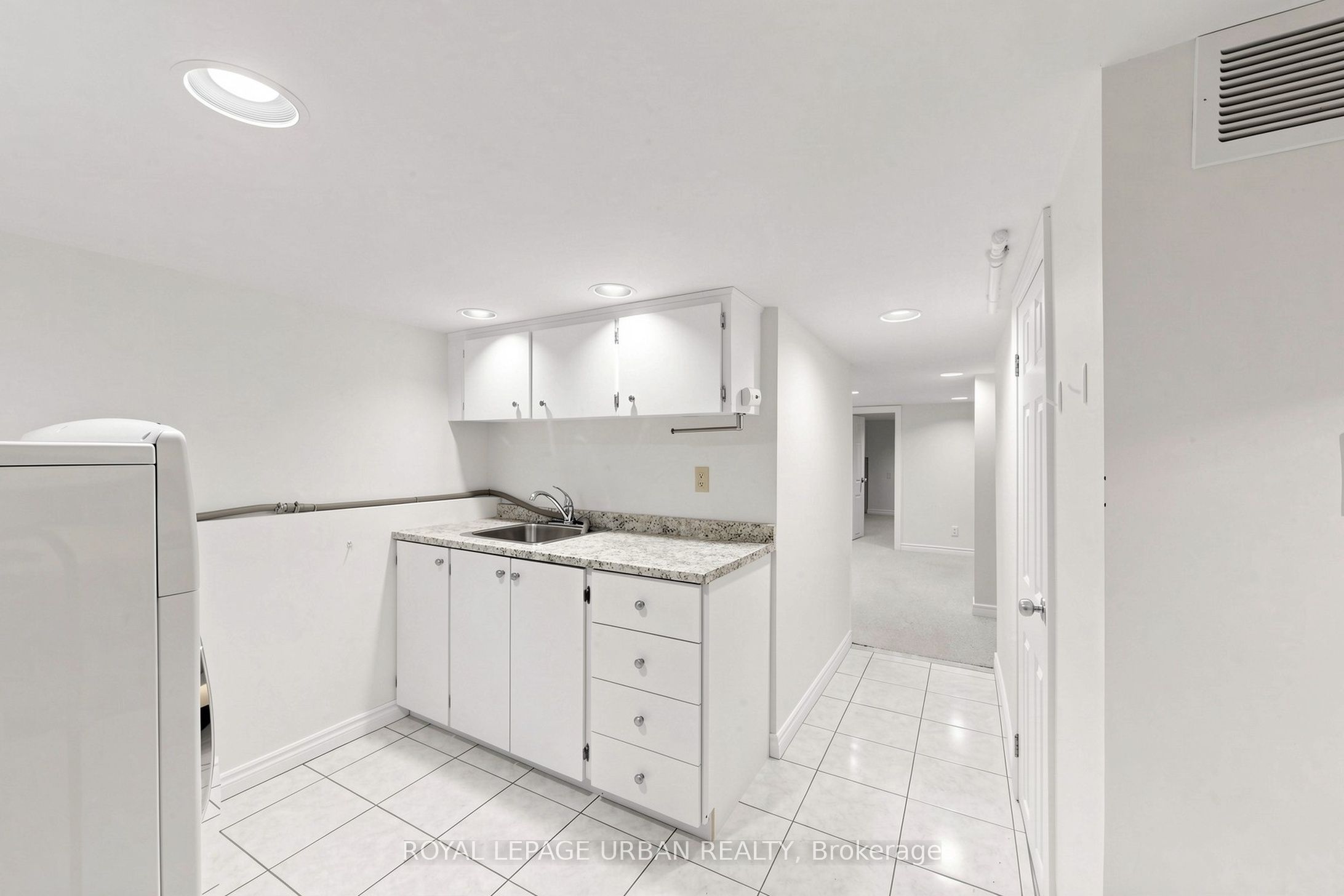 74 East Lynn Avenue Property Photo 16