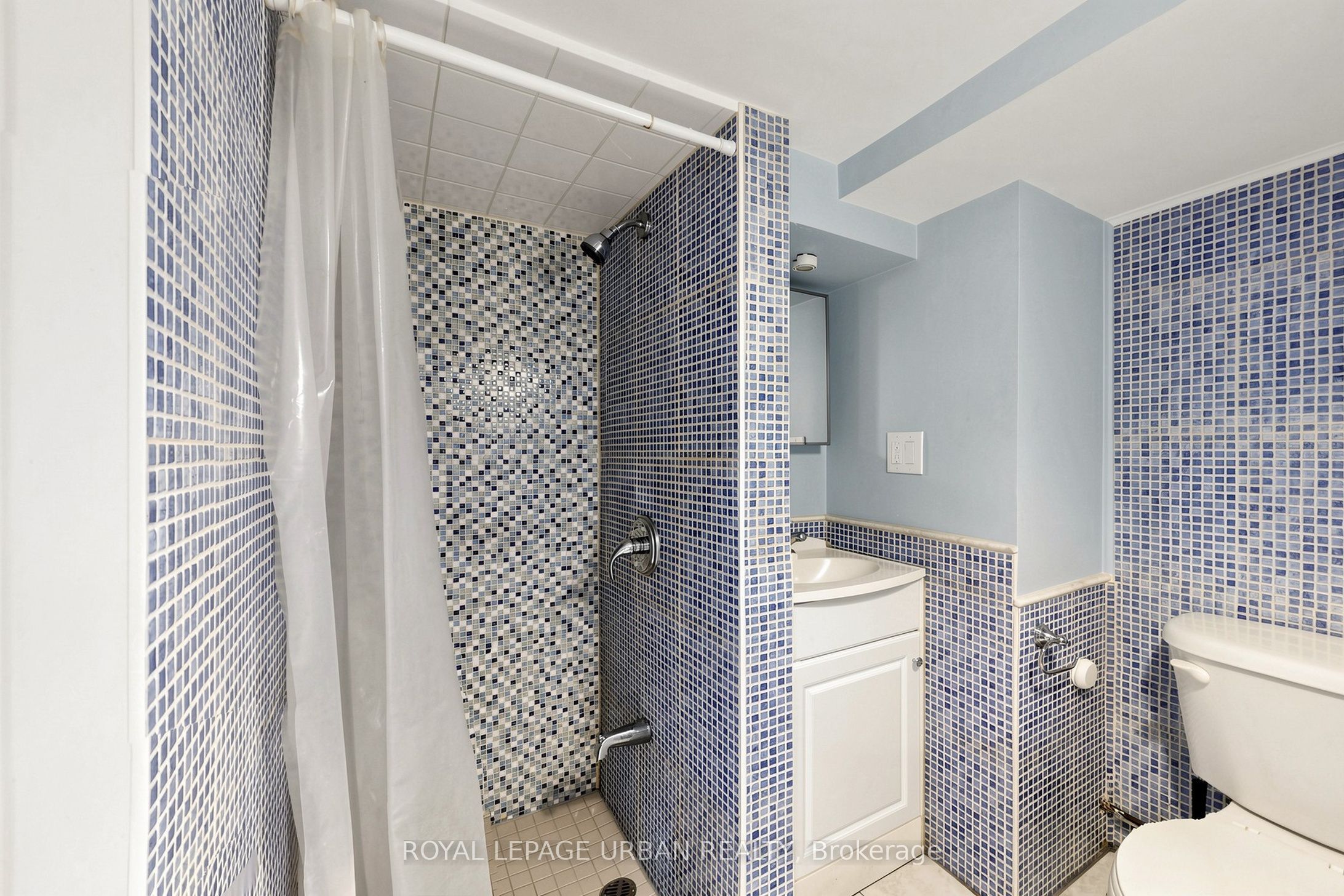 74 East Lynn Avenue Property Photo 25