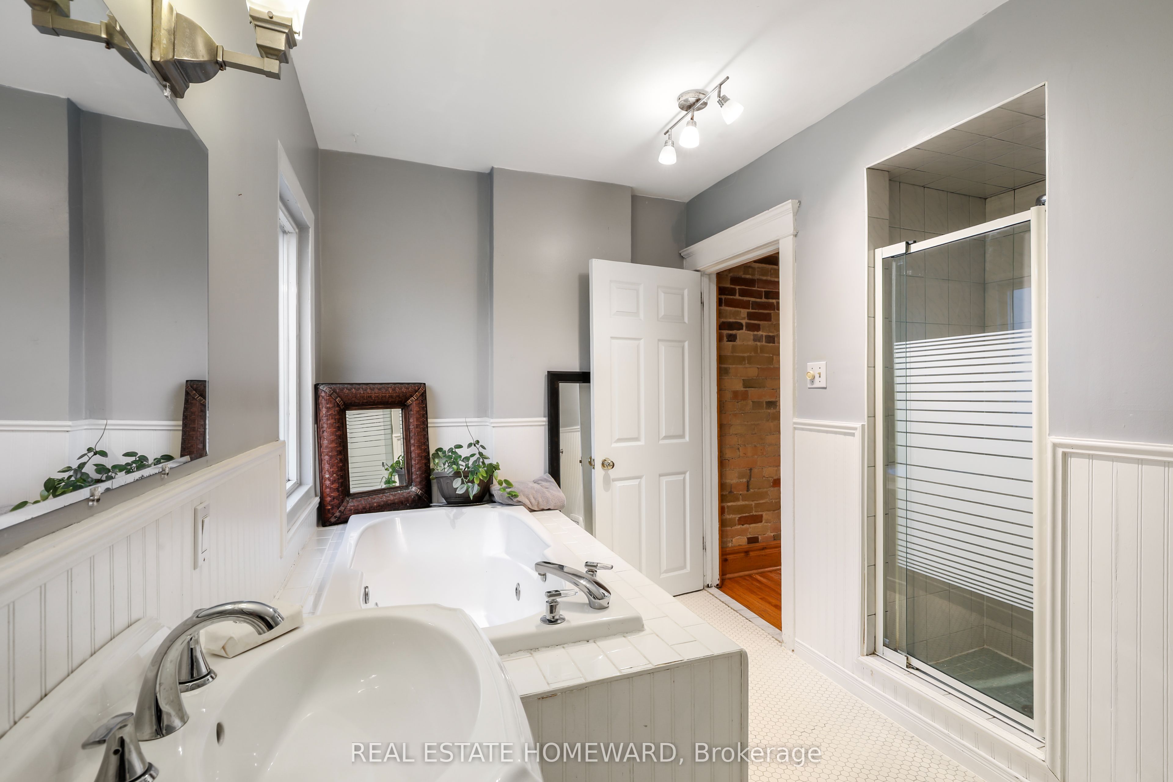 207 Waverley Road Property Photo 28