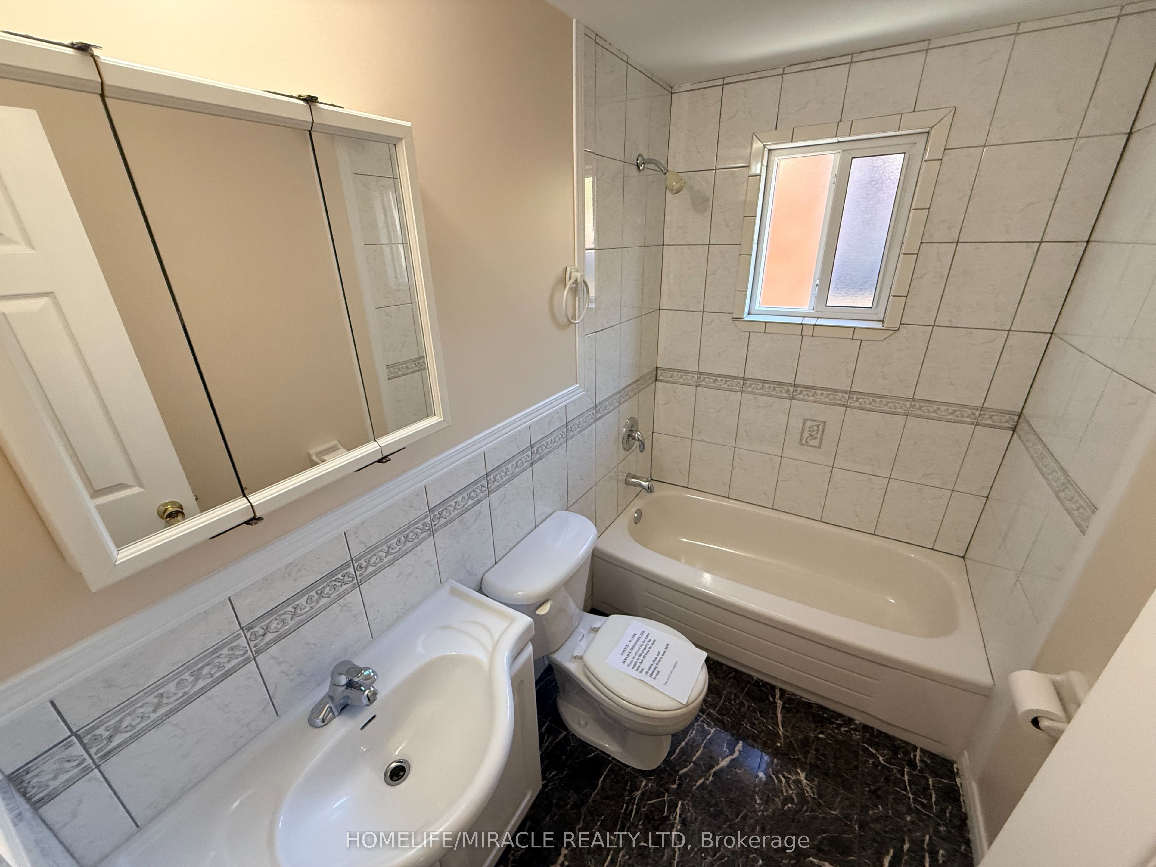 228 Browning Avenue Property Photo 17