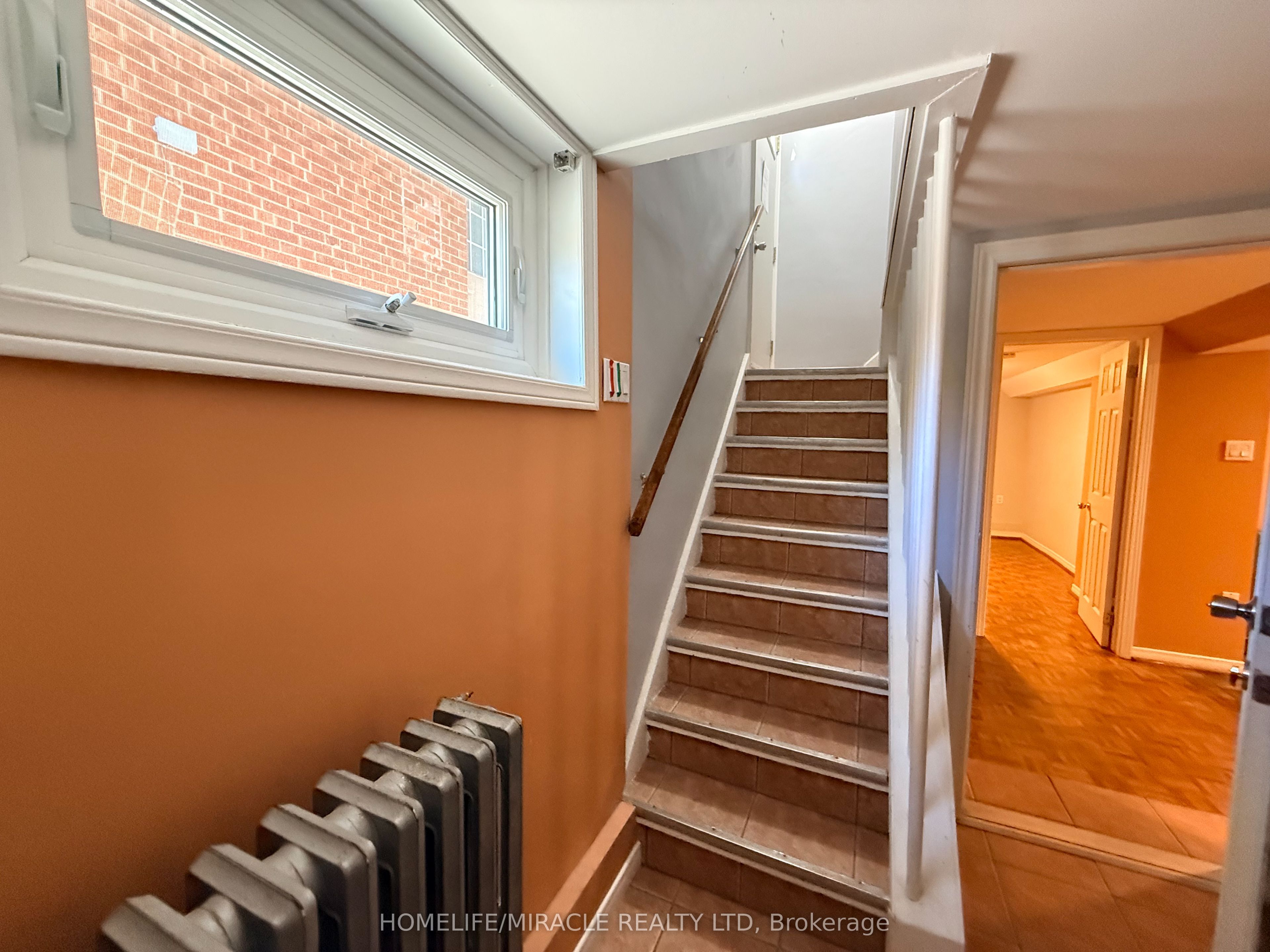 228 Browning Avenue Property Photo 28