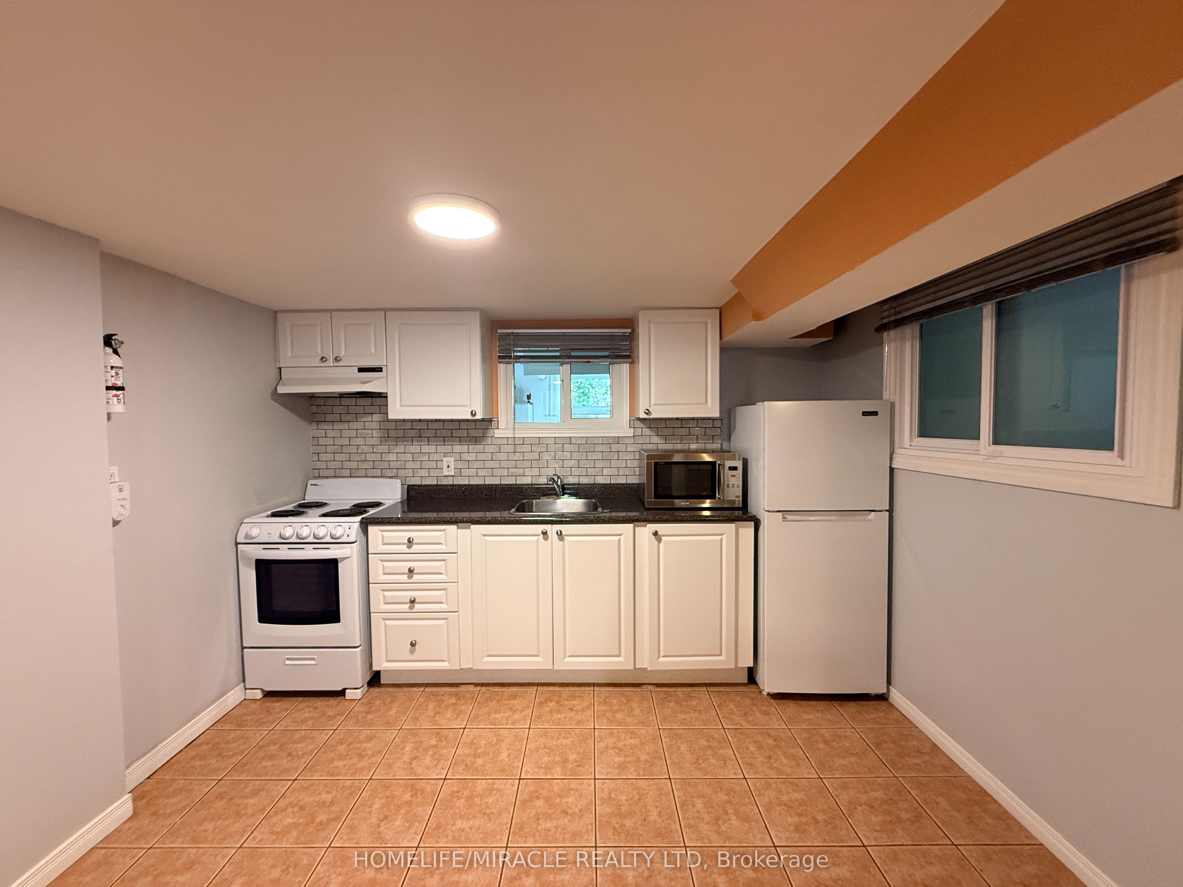 228 Browning Avenue Property Photo 29