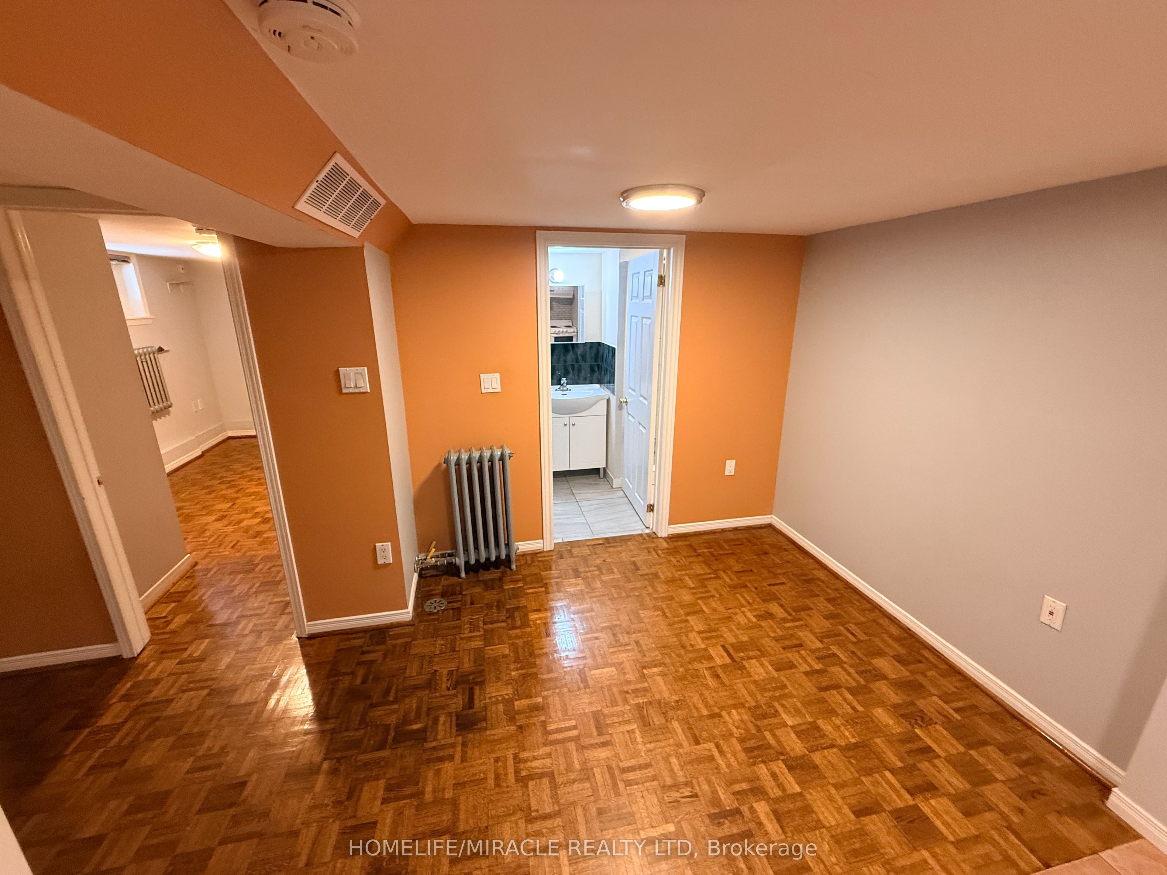 228 Browning Avenue Property Photo 30