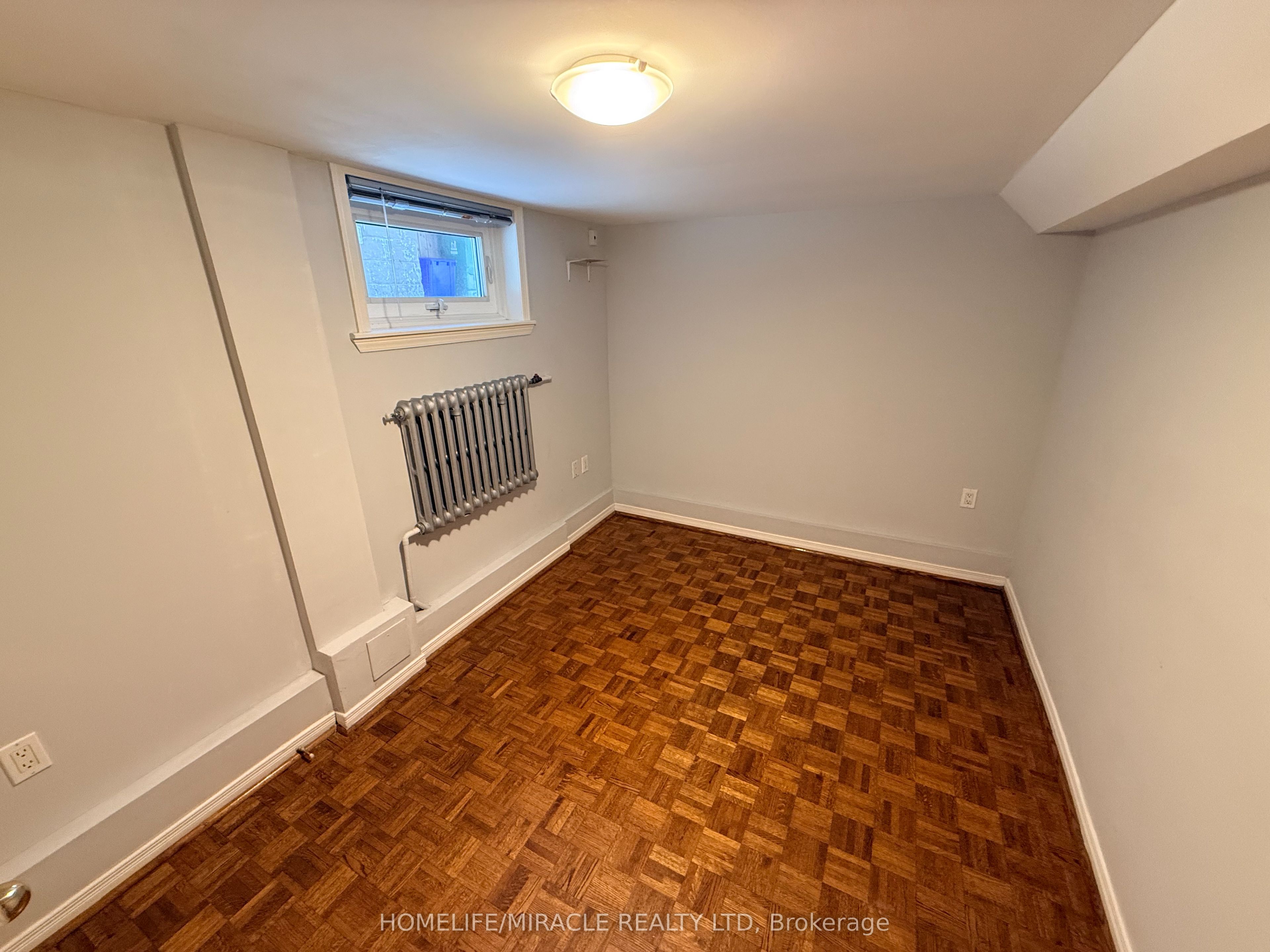 228 Browning Avenue Property Photo 32