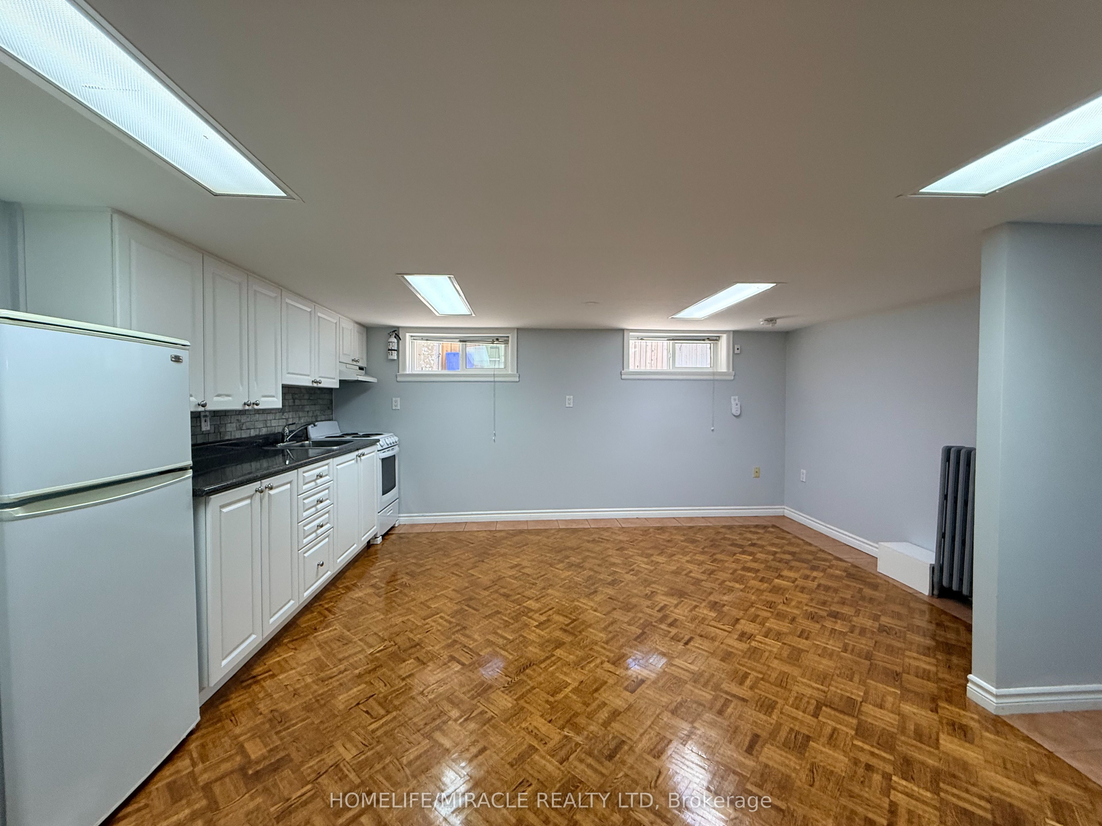 228 Browning Avenue Property Photo 37