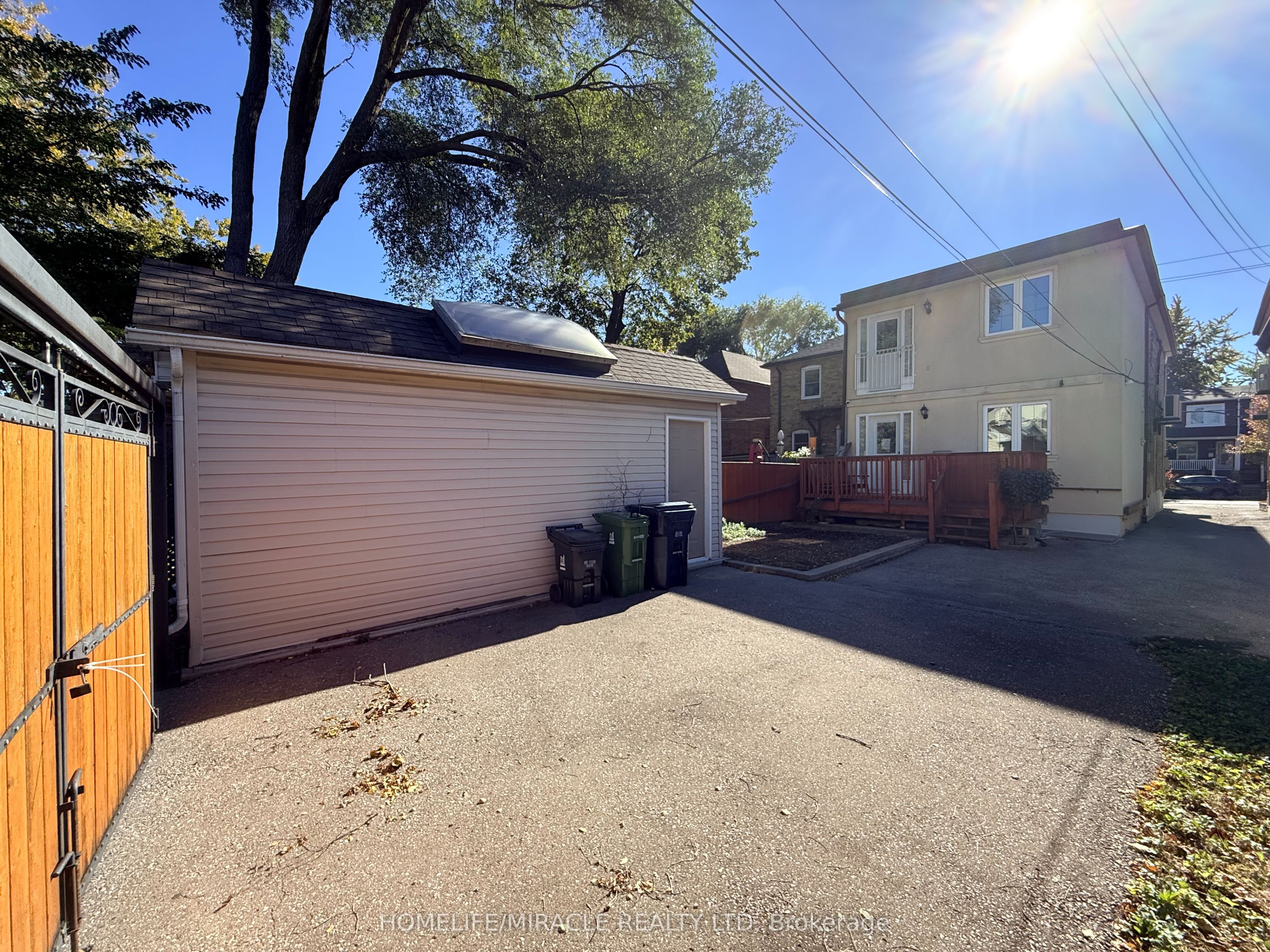 228 Browning Avenue Property Photo 38