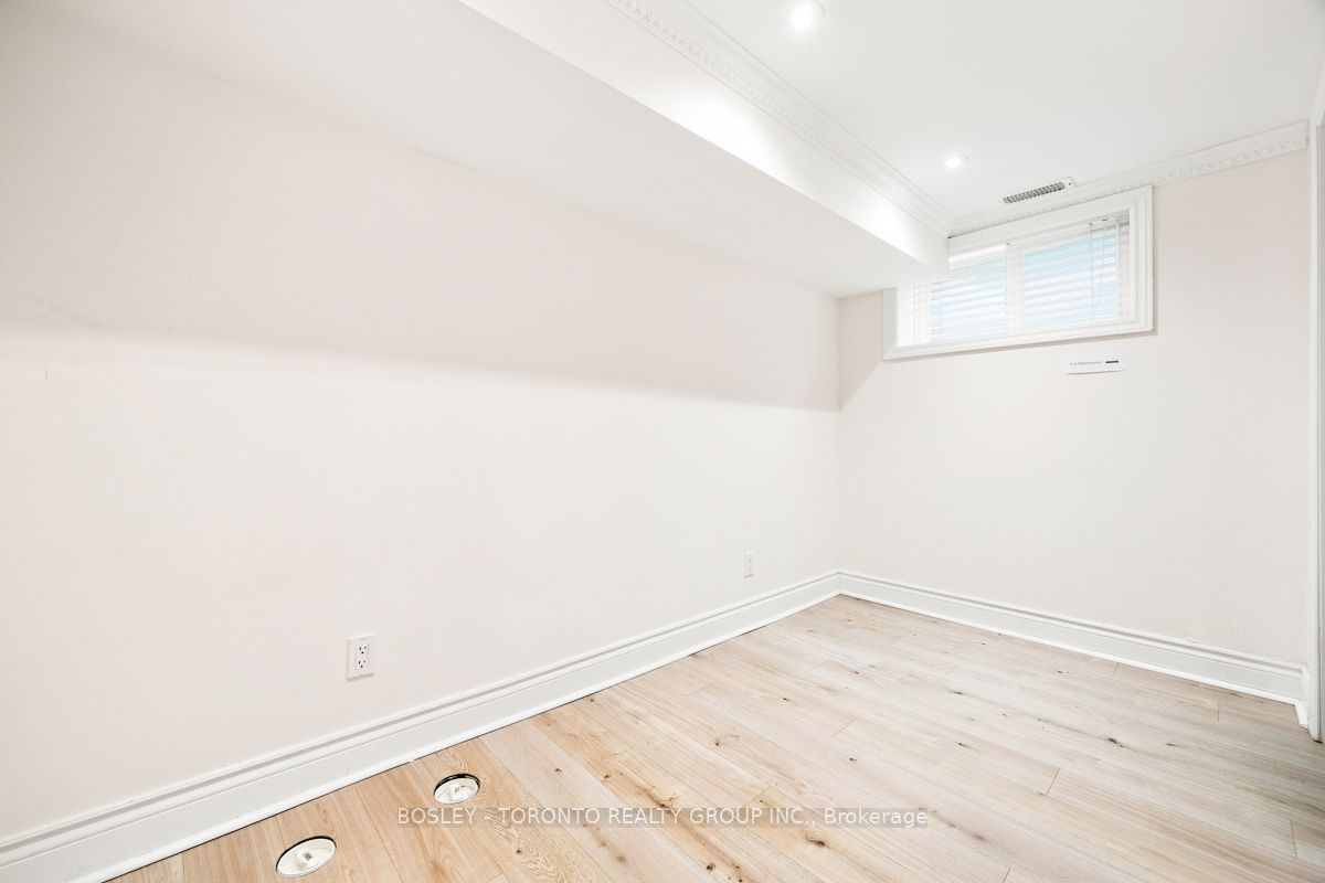 3 Timgren Drive Lower Property Photo 13