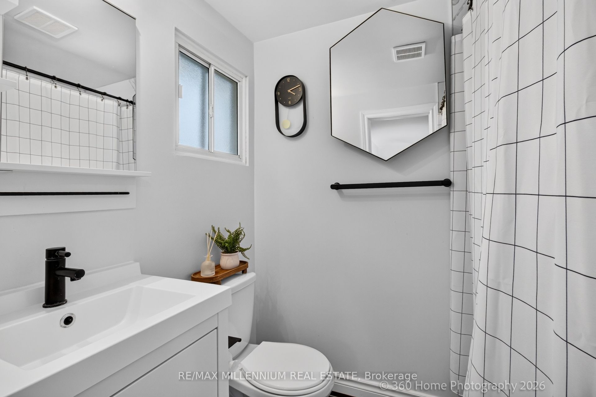 15 Marblemount Crescent Property Photo 23