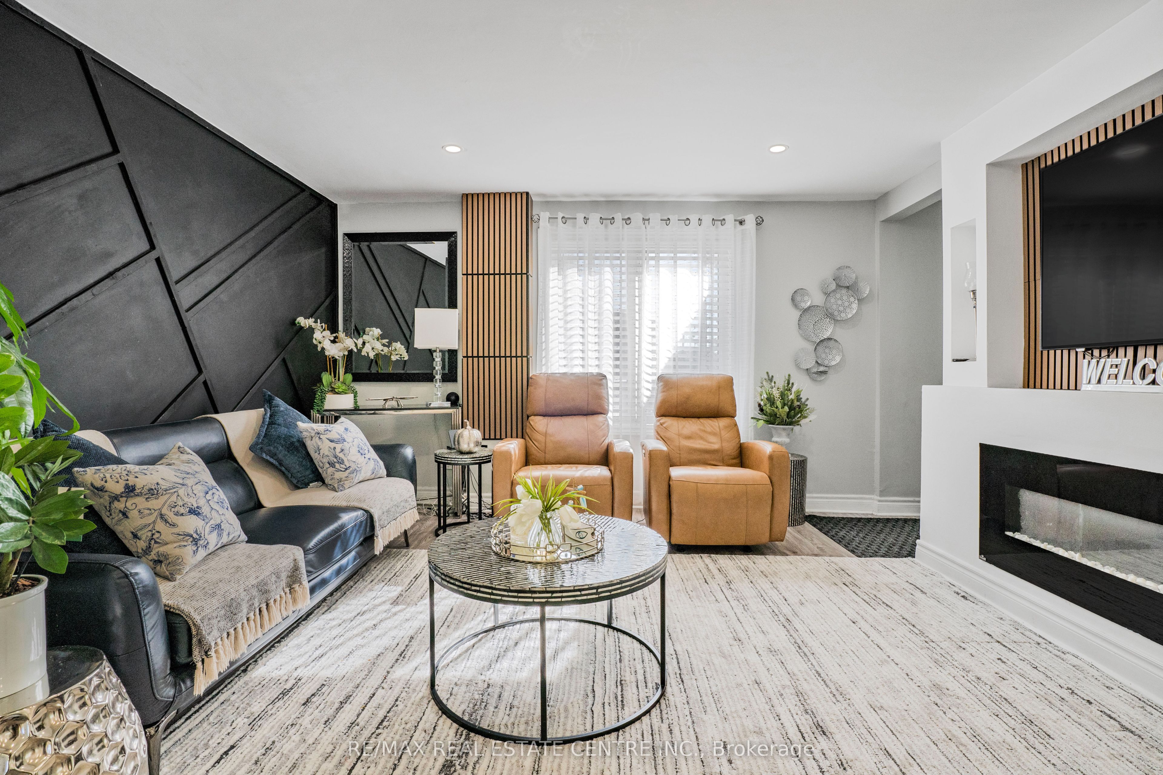 20 Brock Street Property Photo 8