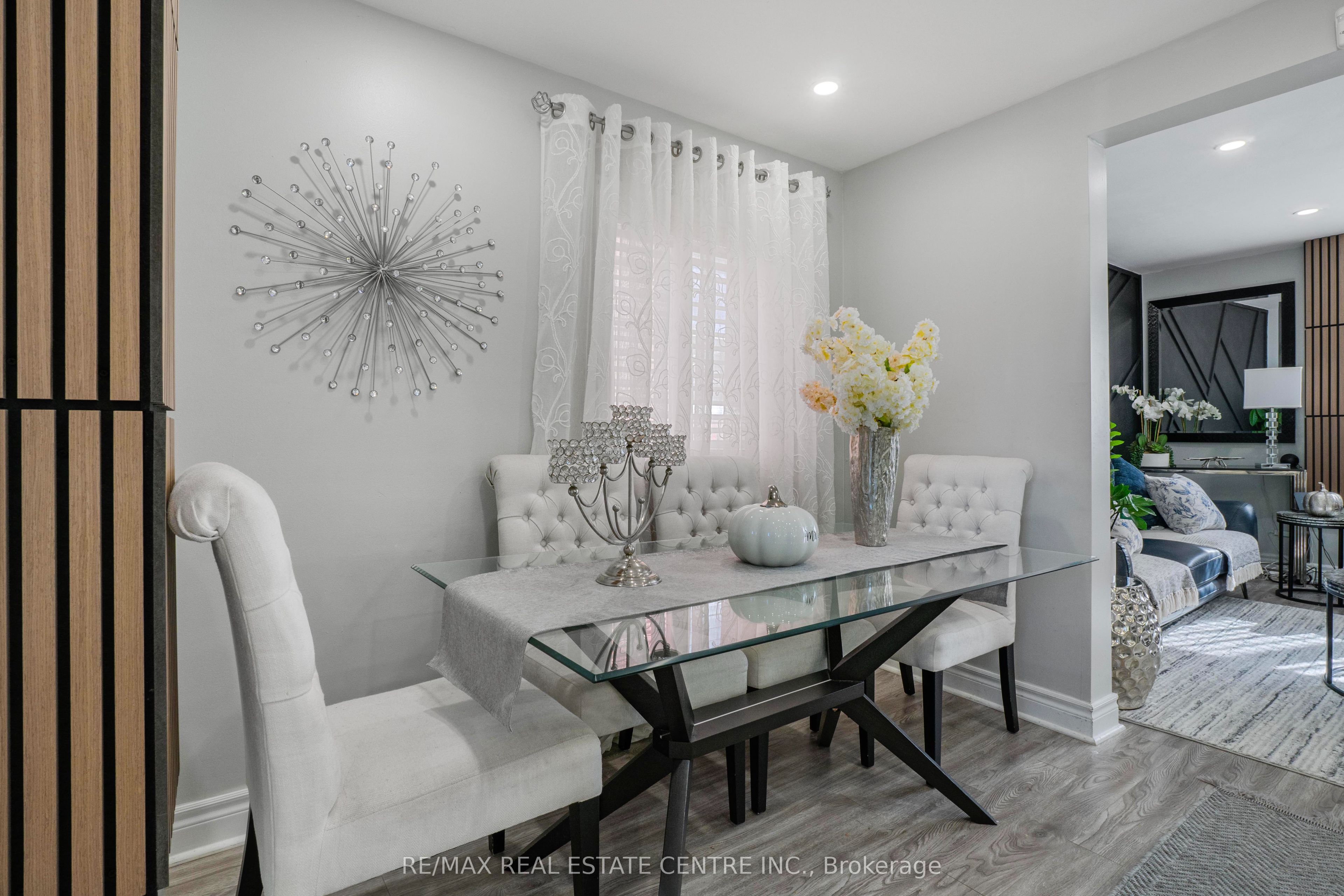 20 Brock Street Property Photo 12