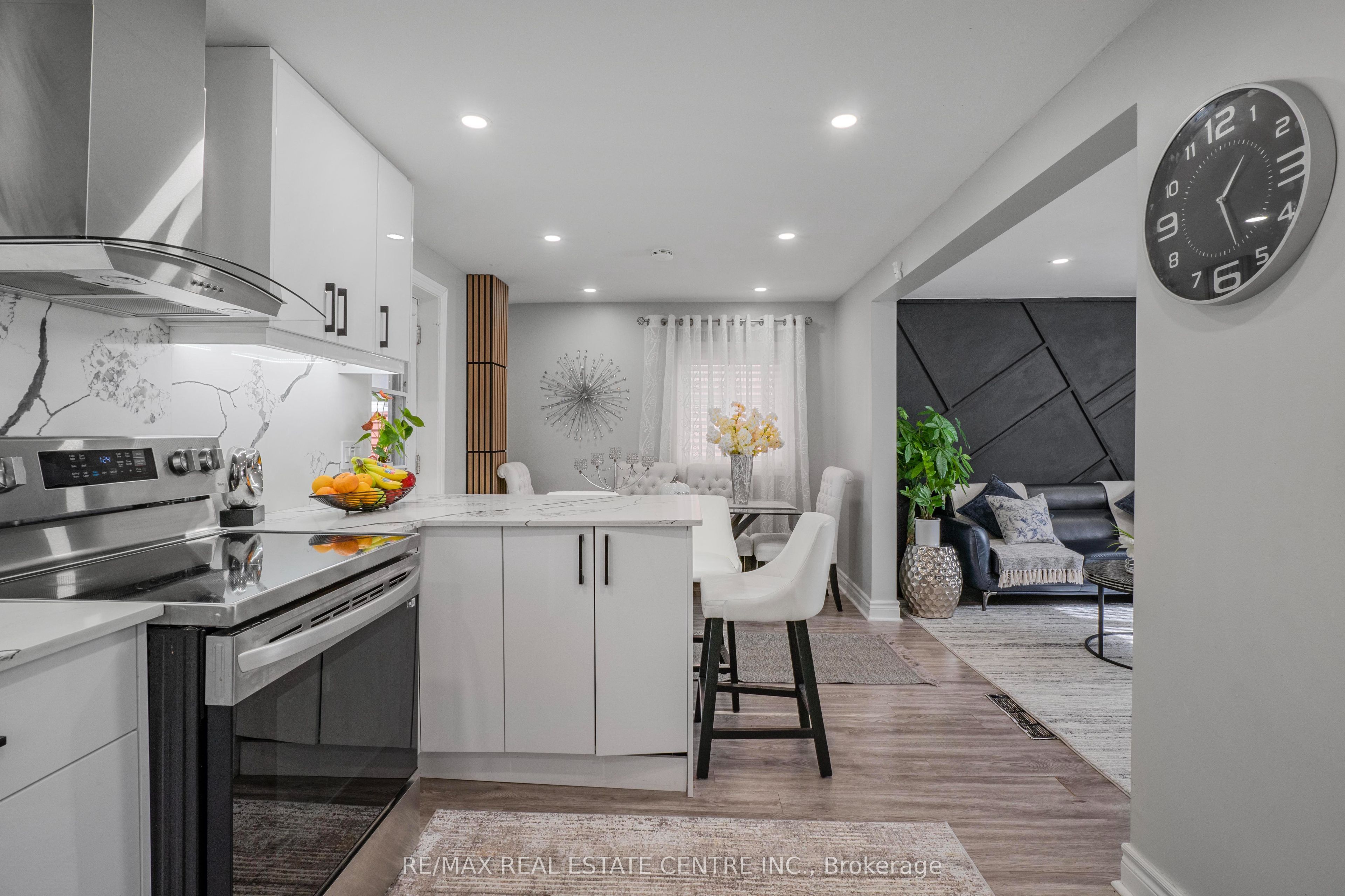 20 Brock Street Property Photo 17