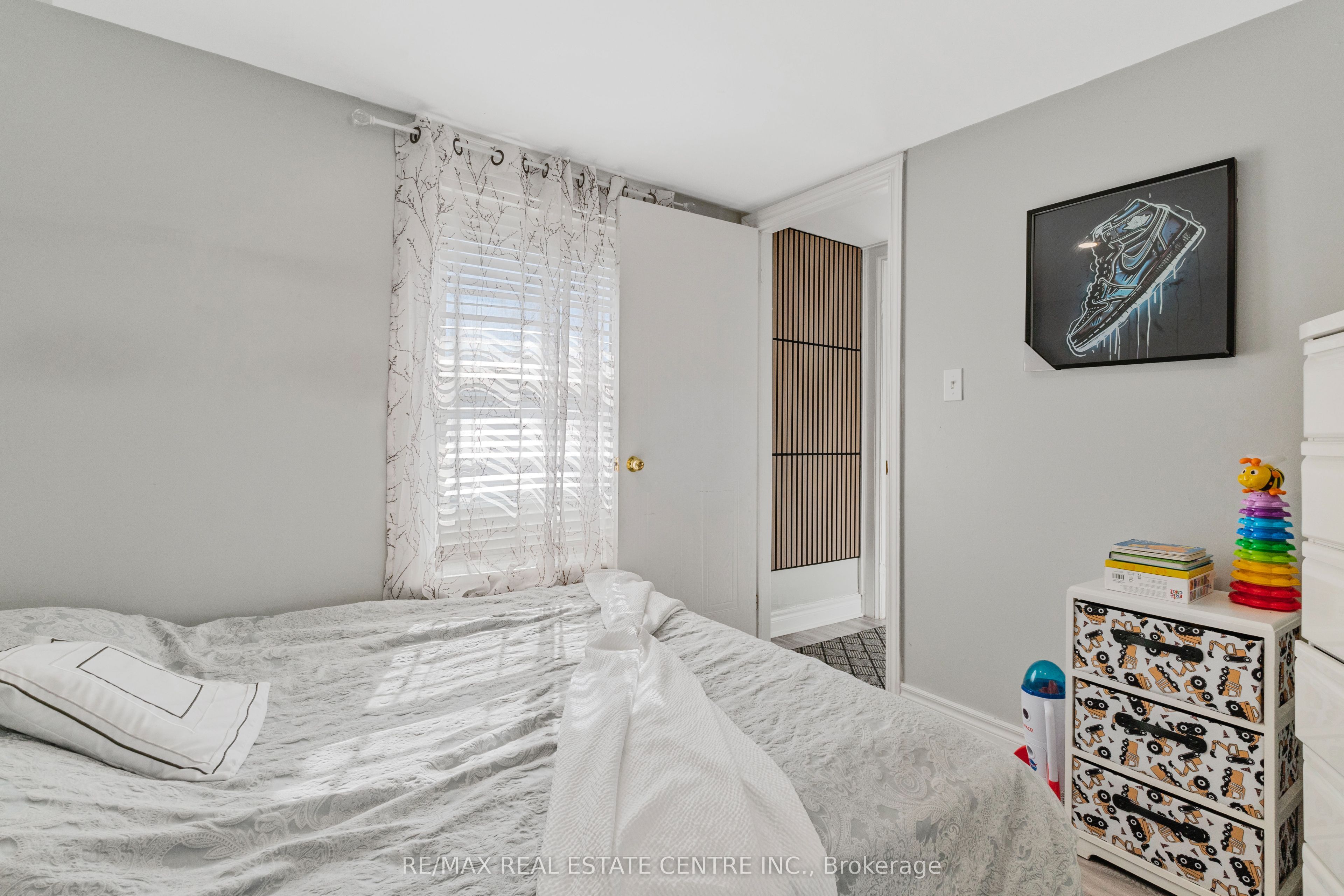 20 Brock Street Property Photo 25