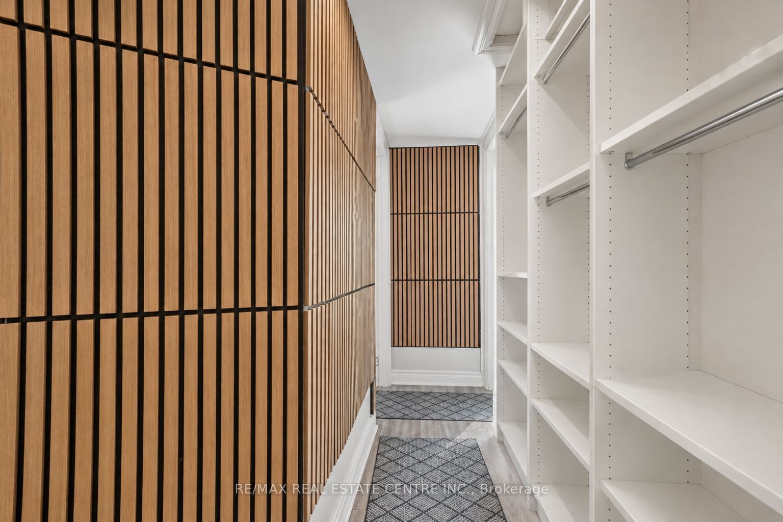 20 Brock Street Property Photo 28