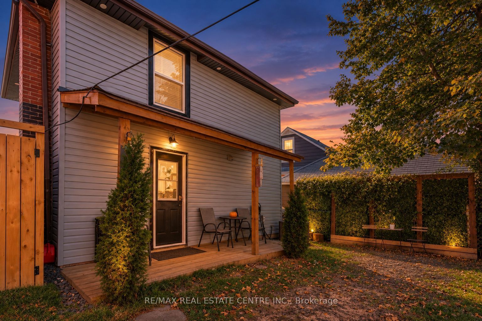 20 Brock Street Property Photo 36
