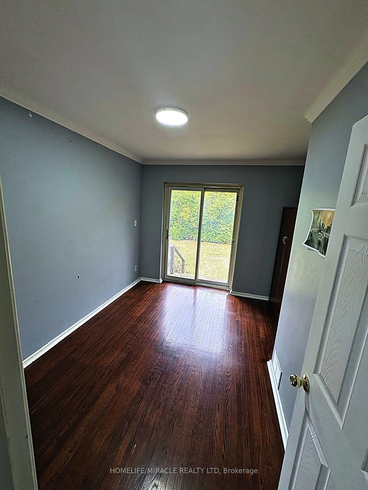 76 Switzer Drive Property Photo 12