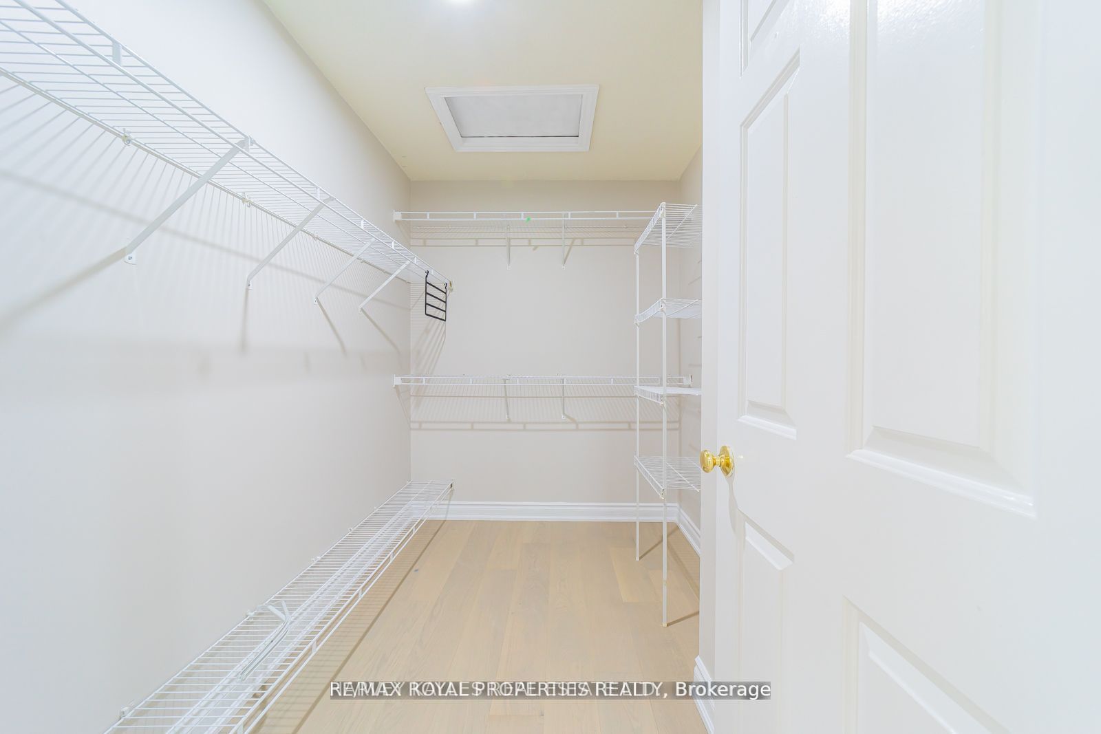 1639 Middleton Street S Property Photo 30