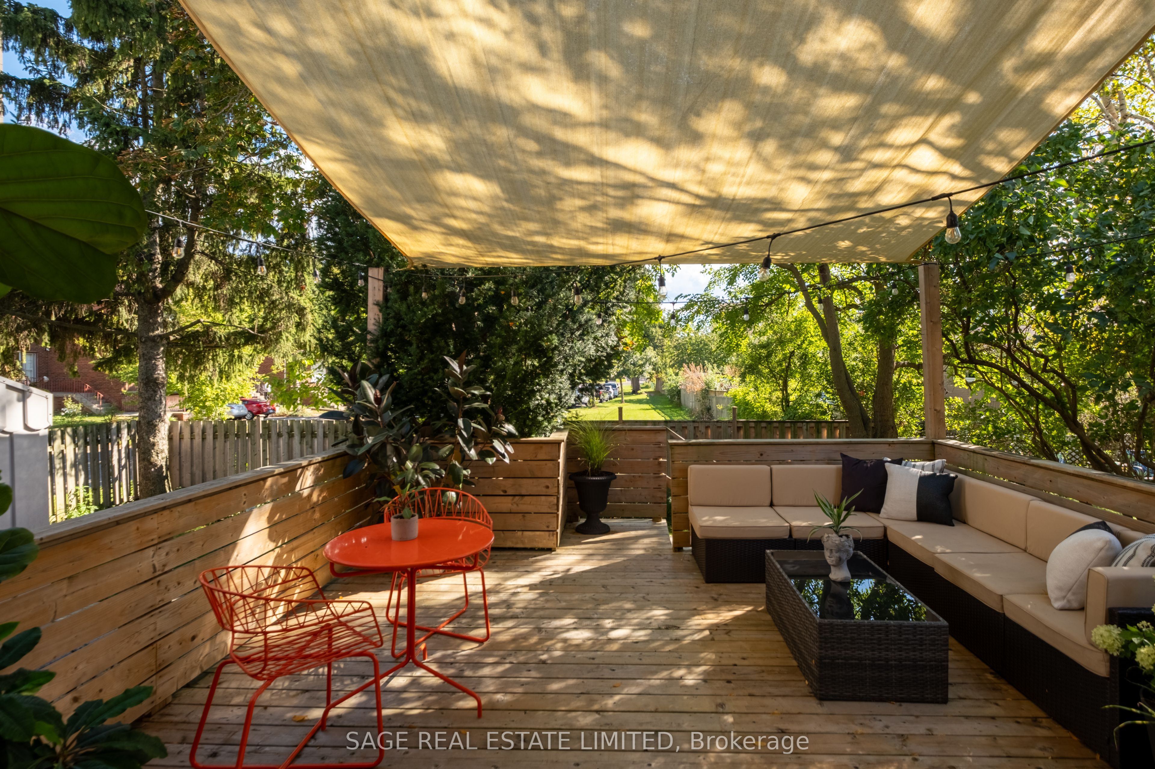 35 Chapman Avenue Property Photo 9