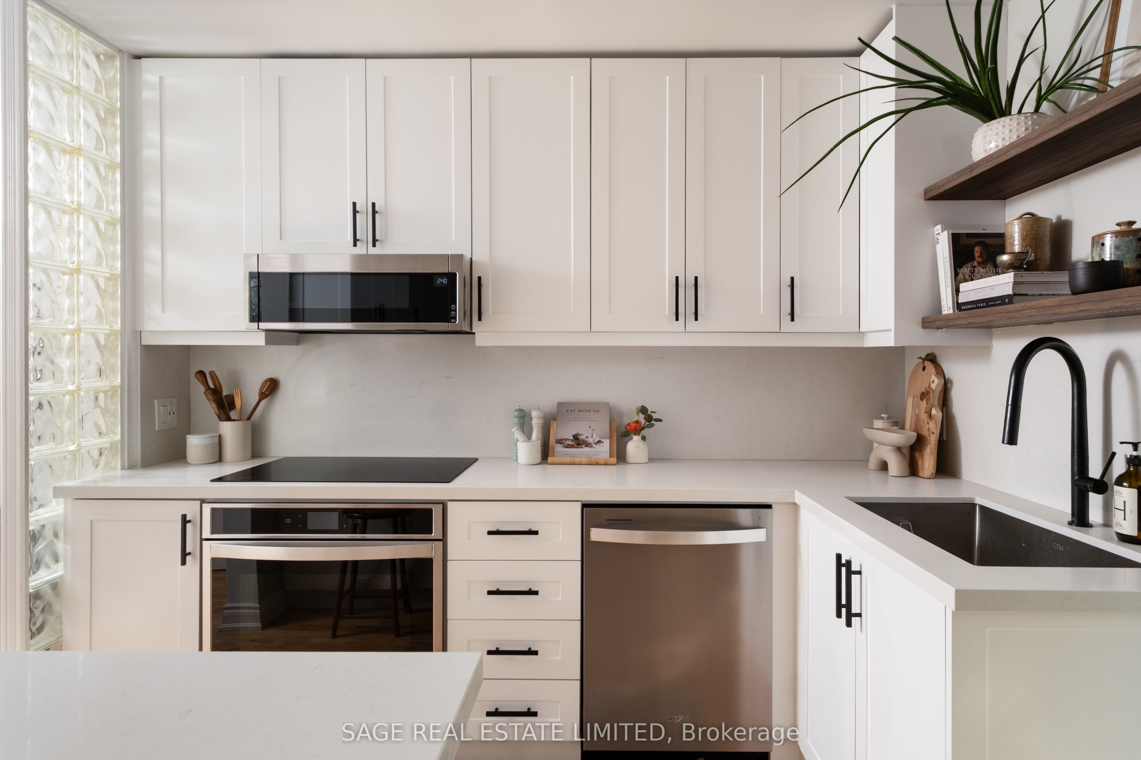 35 Chapman Avenue Property Photo 19