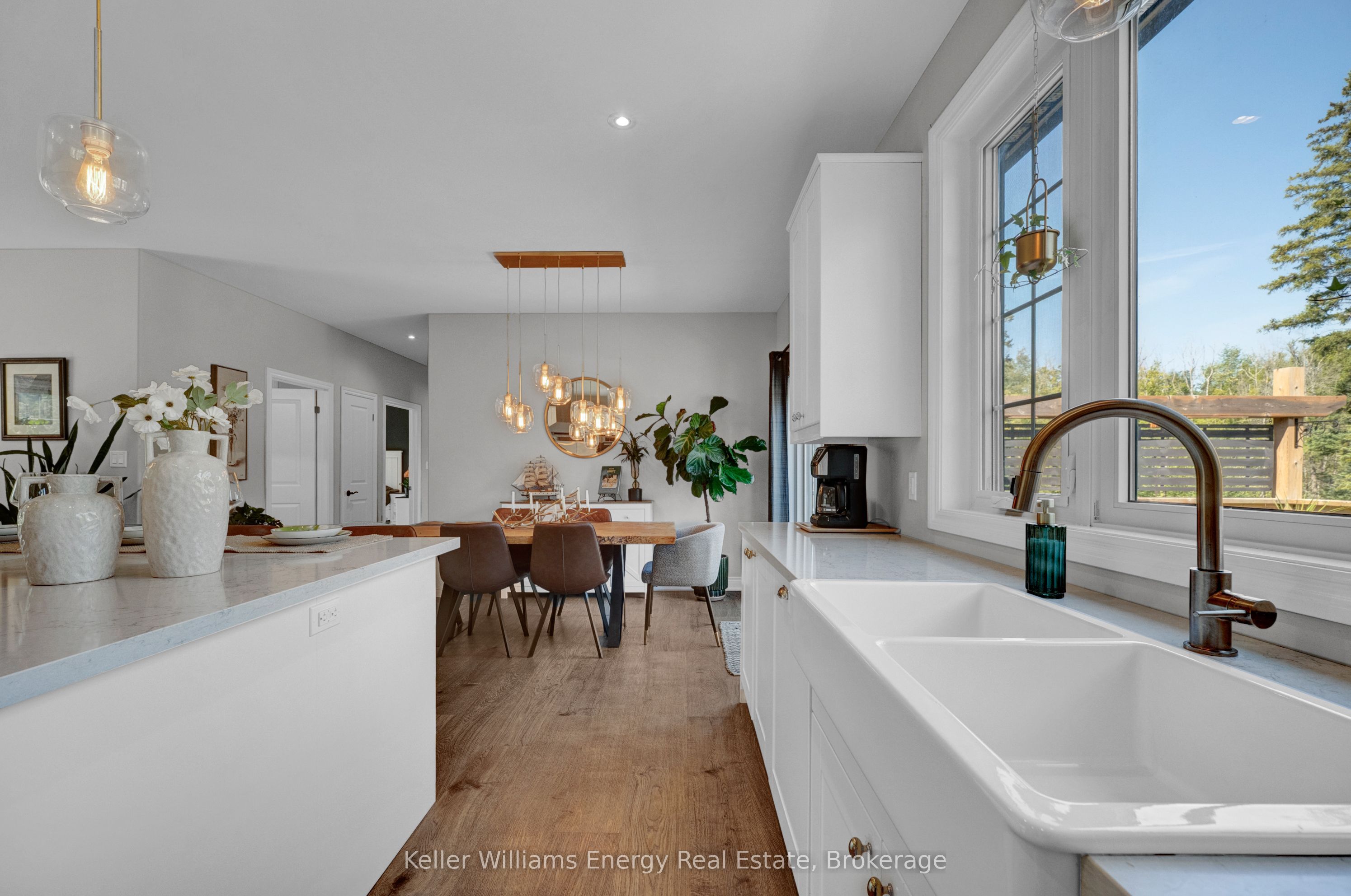 29 Waldweg Drive Property Photo 17