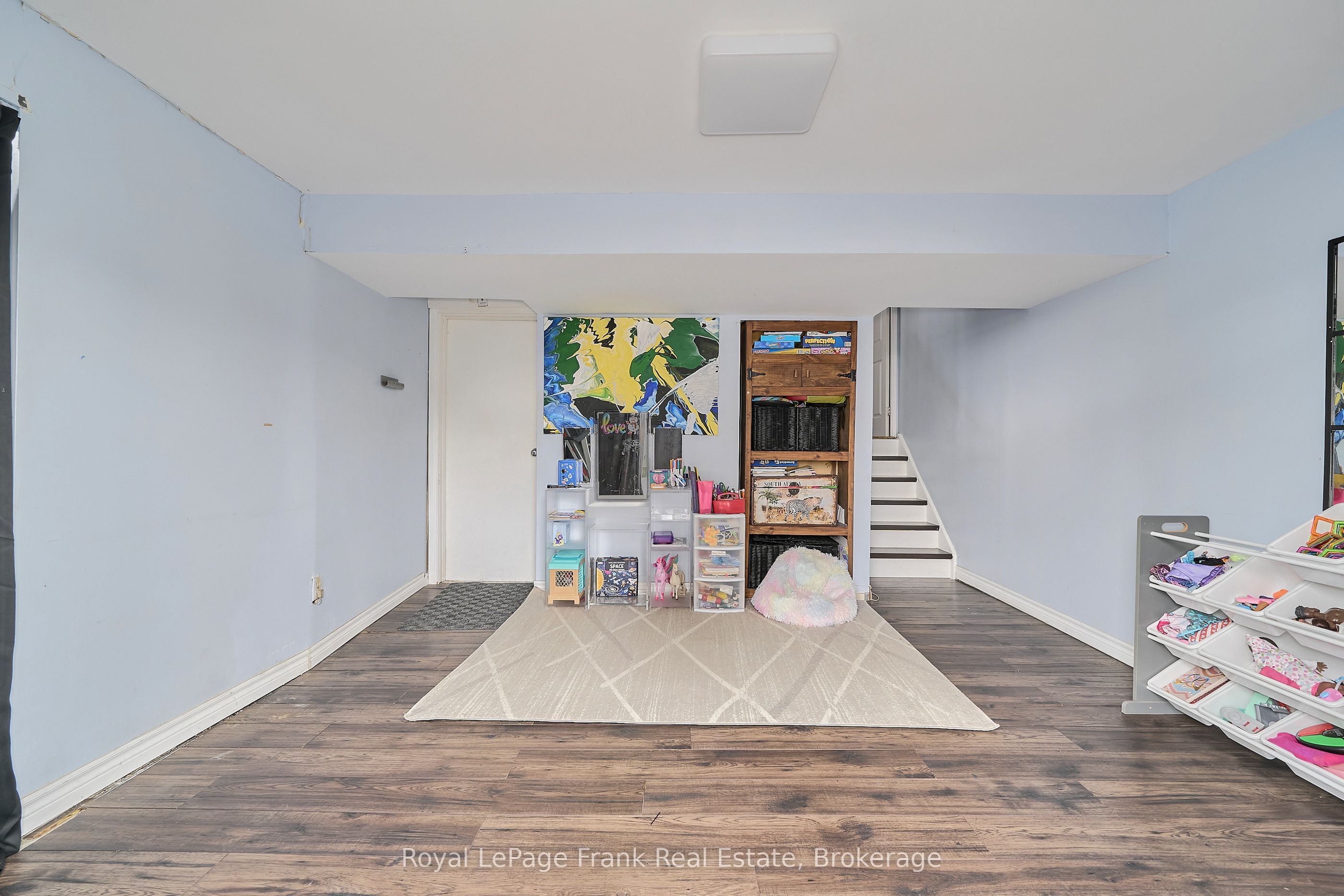 321 Blackthorn Street 39 Property Photo 18