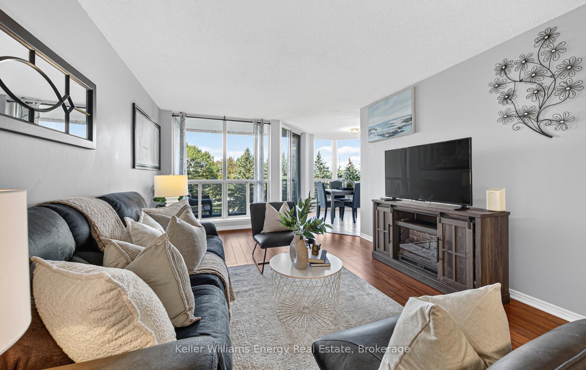 360 Watson Street W 308 Property Photo 11