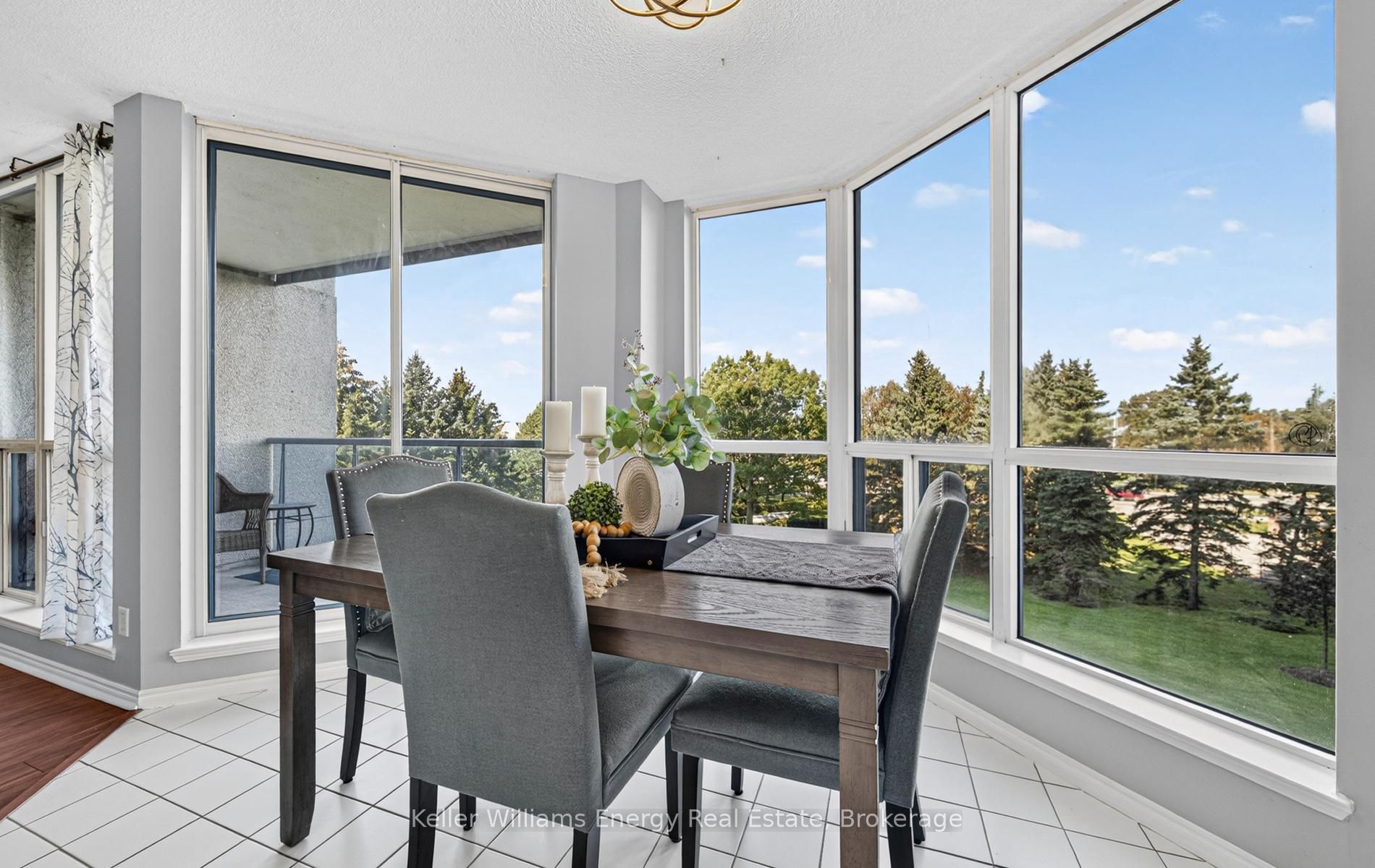 360 Watson Street W 308 Property Photo 19