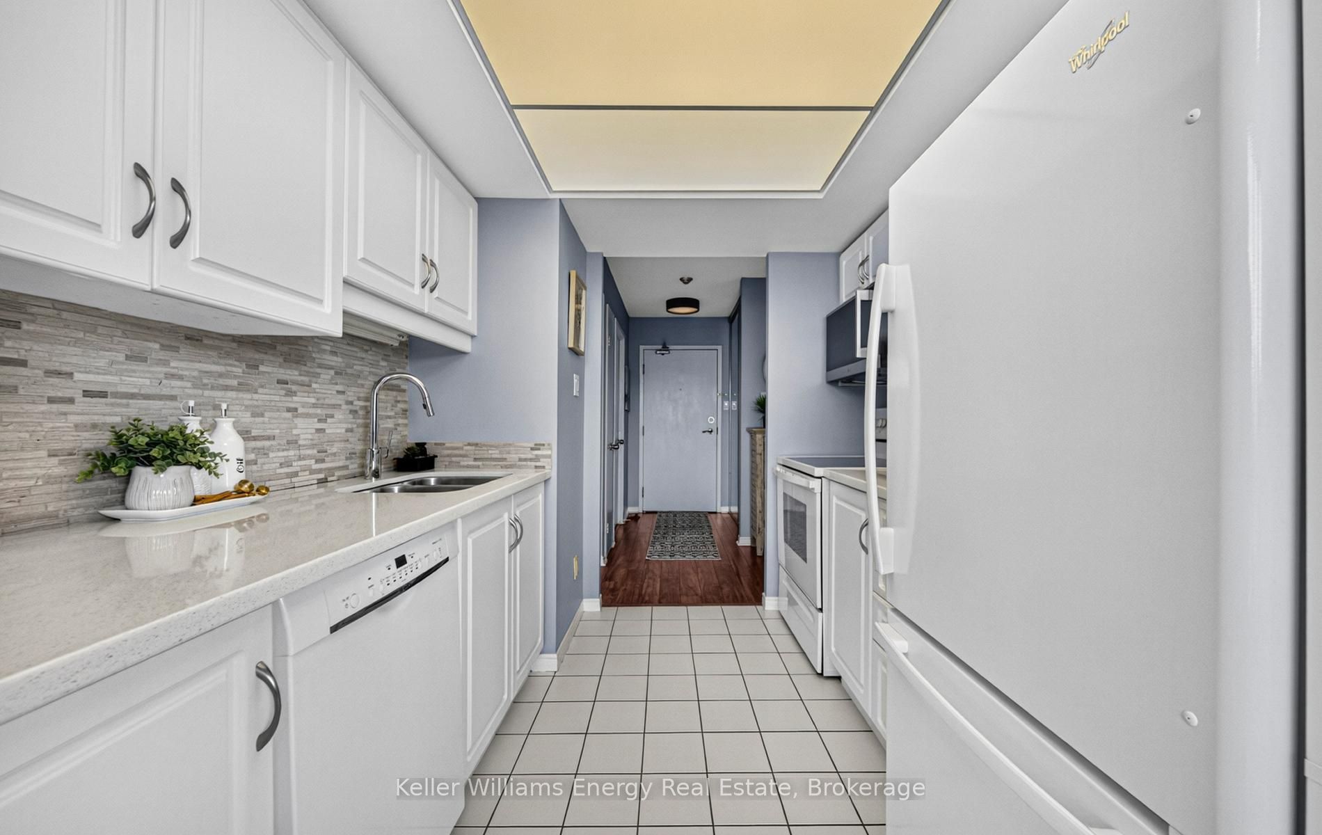 360 Watson Street W 308 Property Photo 20