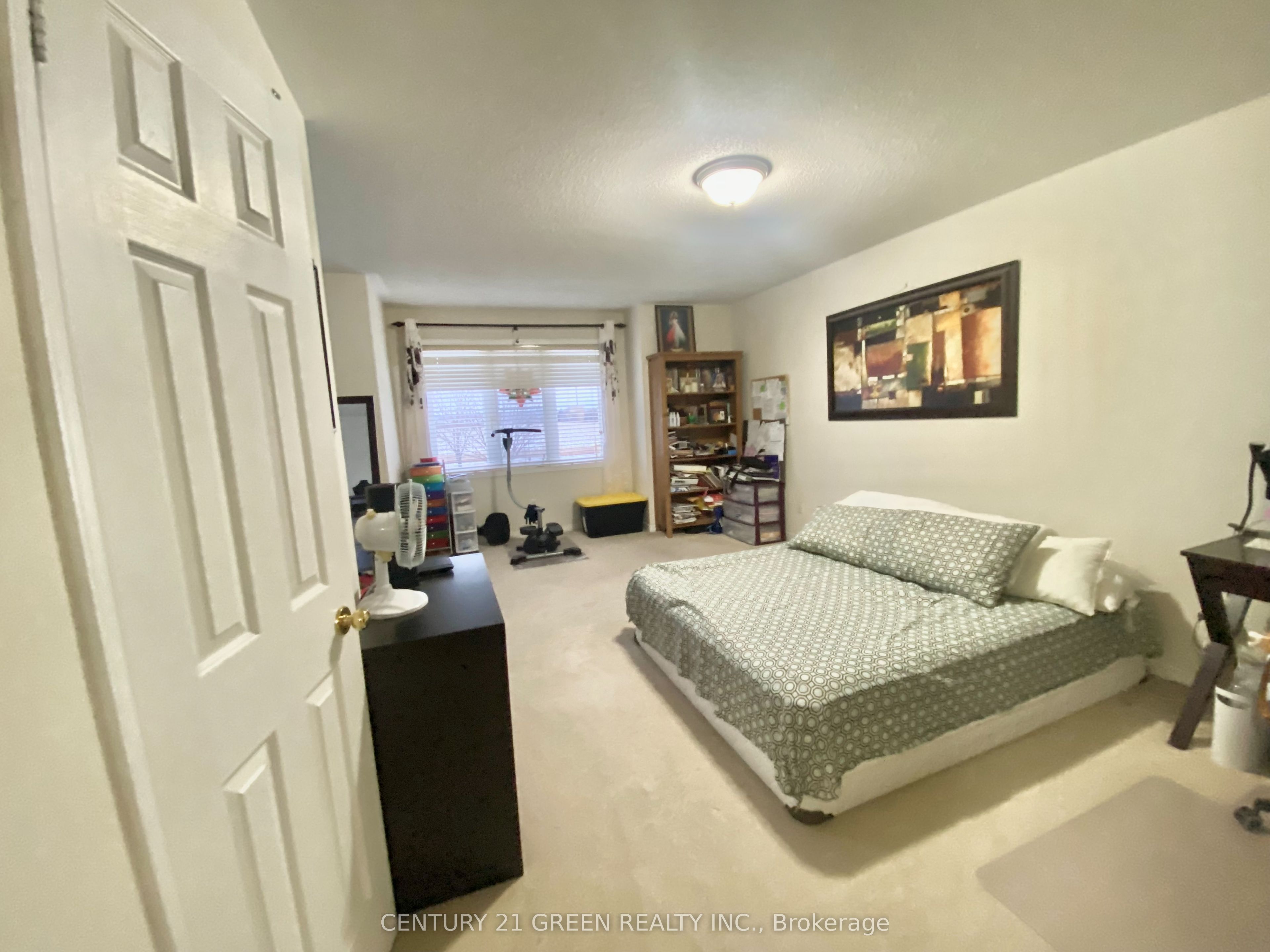 65 Silverwood Circle E Property Photo 9