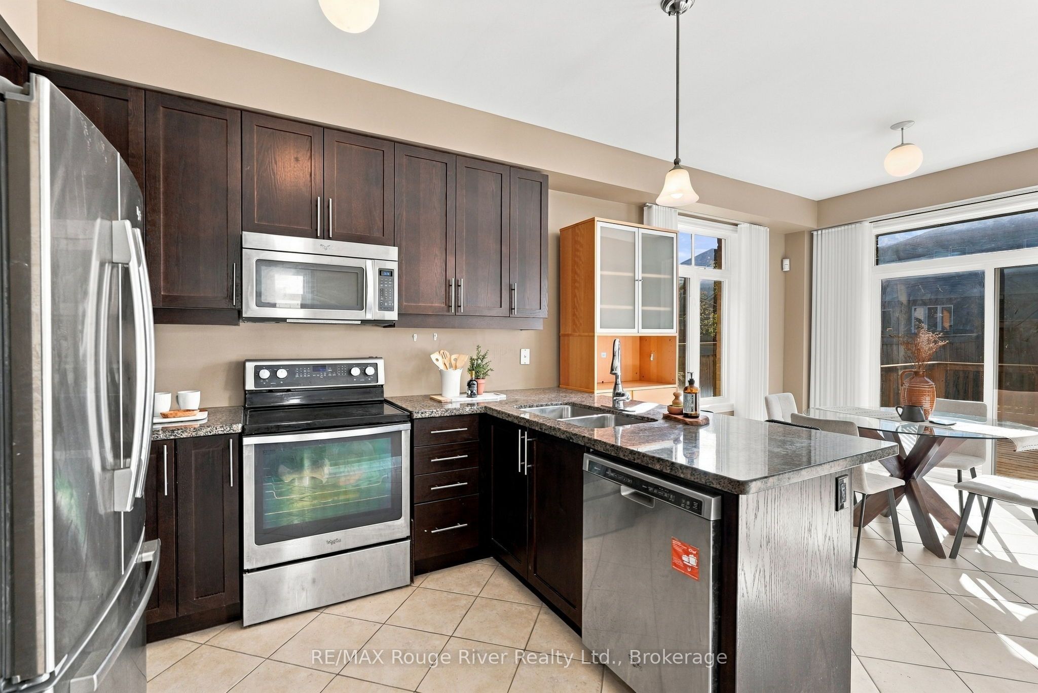 460 West Scugog Lane Property Photo 17