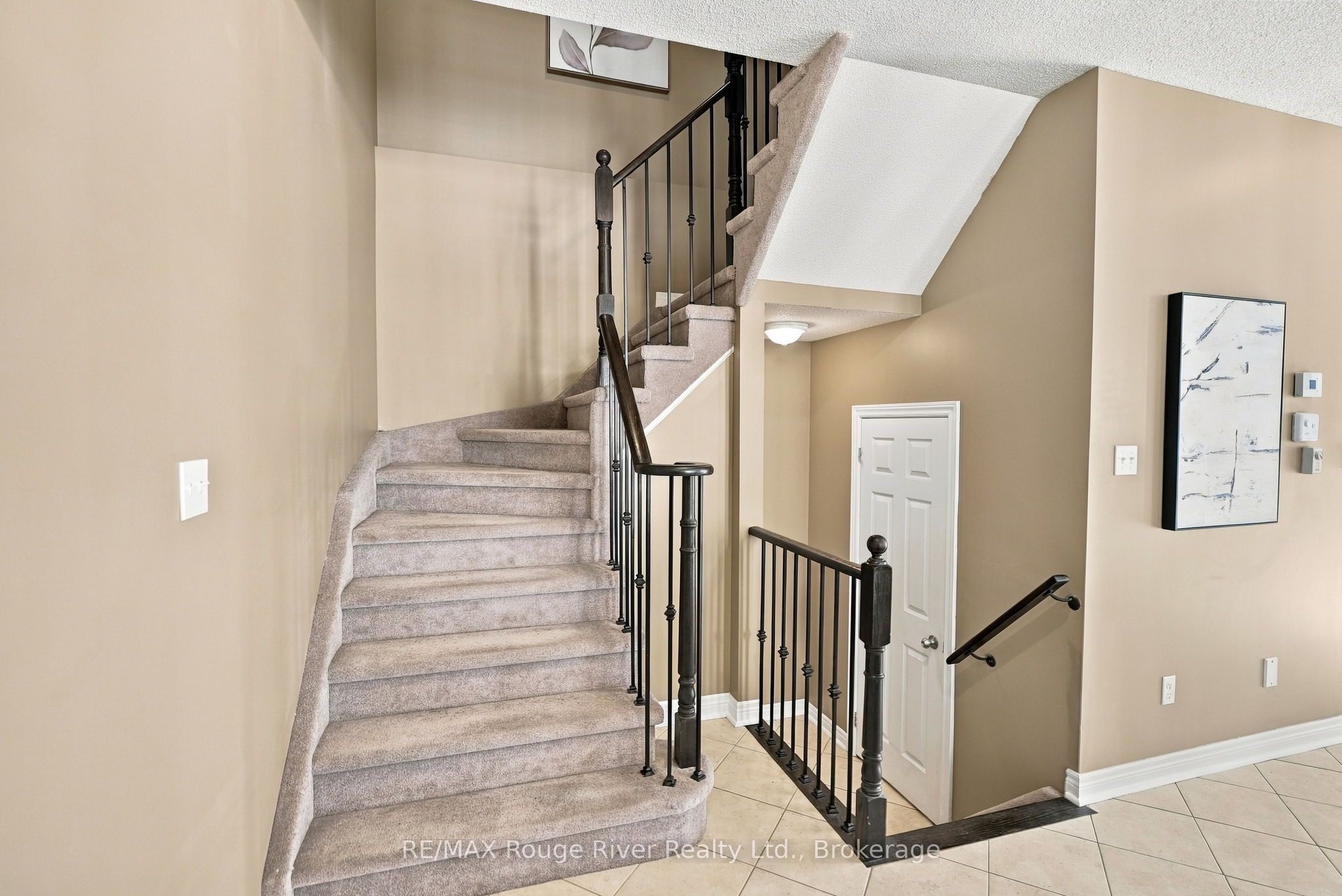 460 West Scugog Lane Property Photo 19