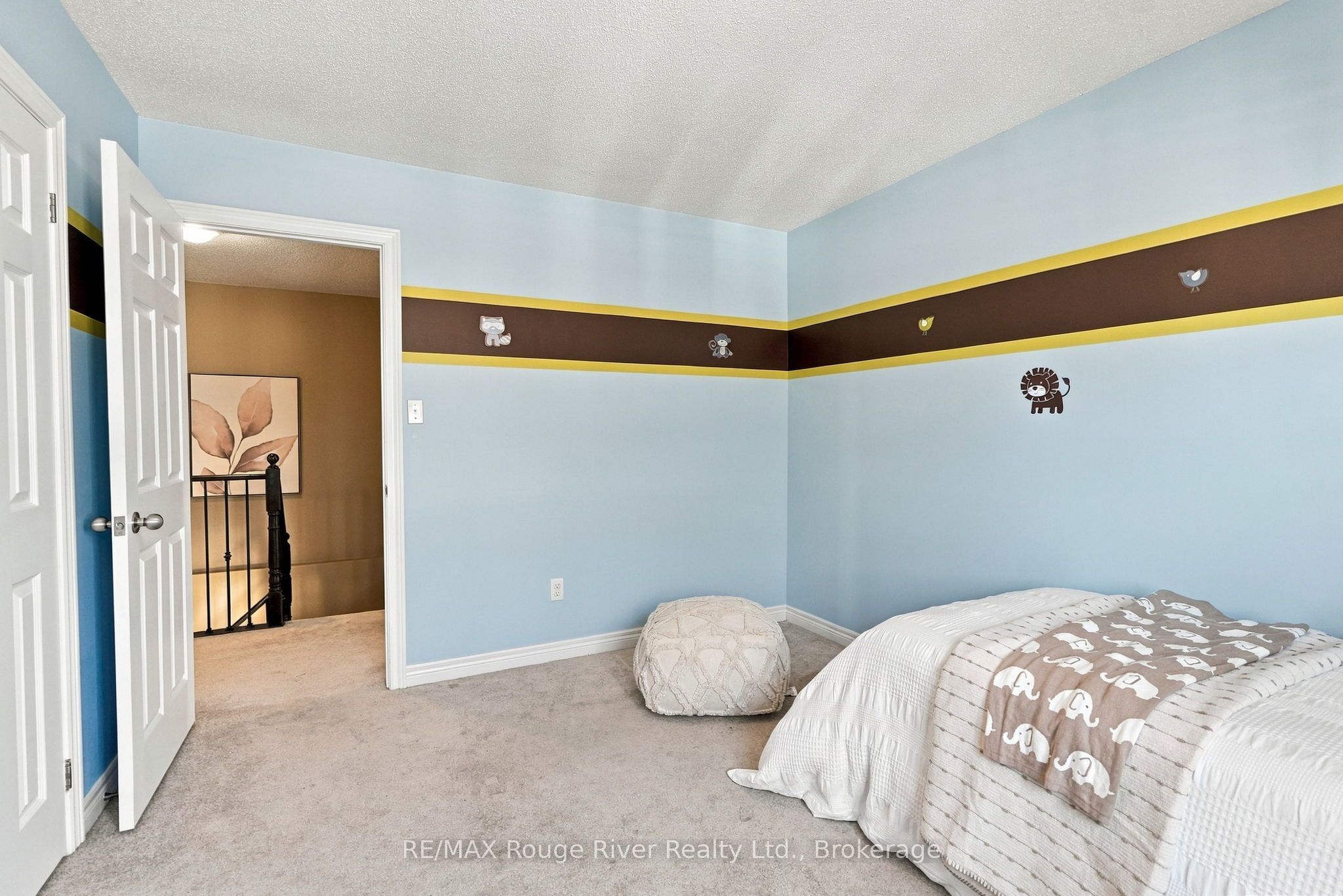460 West Scugog Lane Property Photo 31