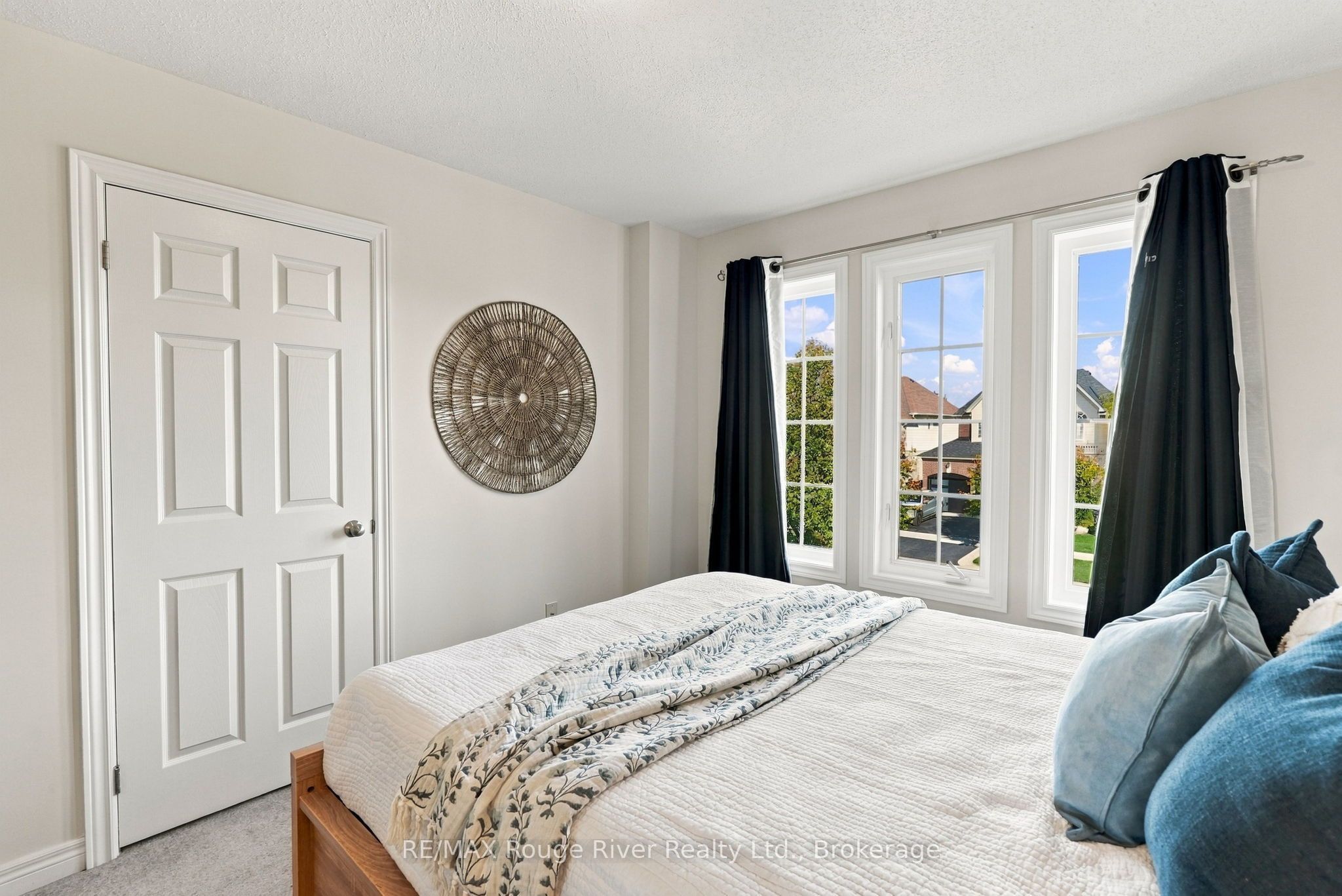 460 West Scugog Lane Property Photo 34
