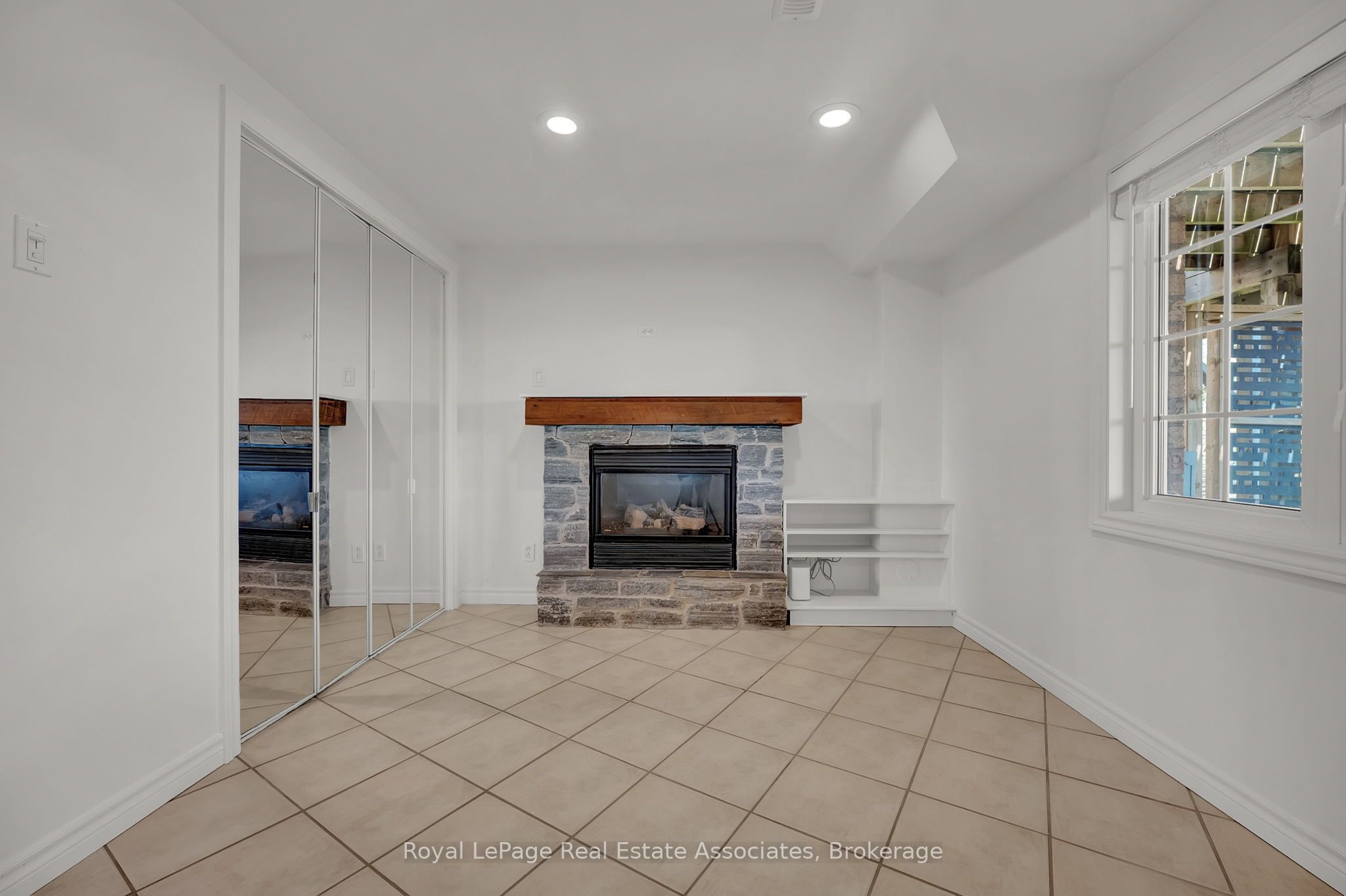 31 Crockett Place Property Photo 30