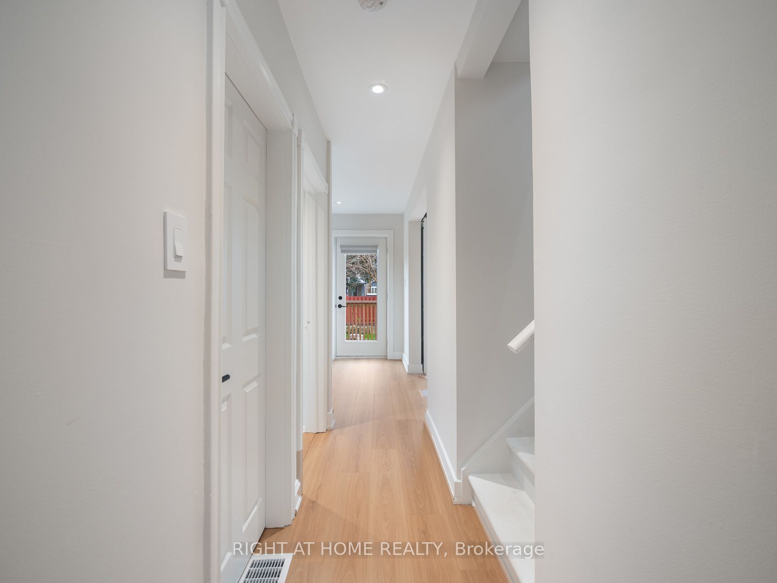 49 Amsterdam Avenue Property Photo 15
