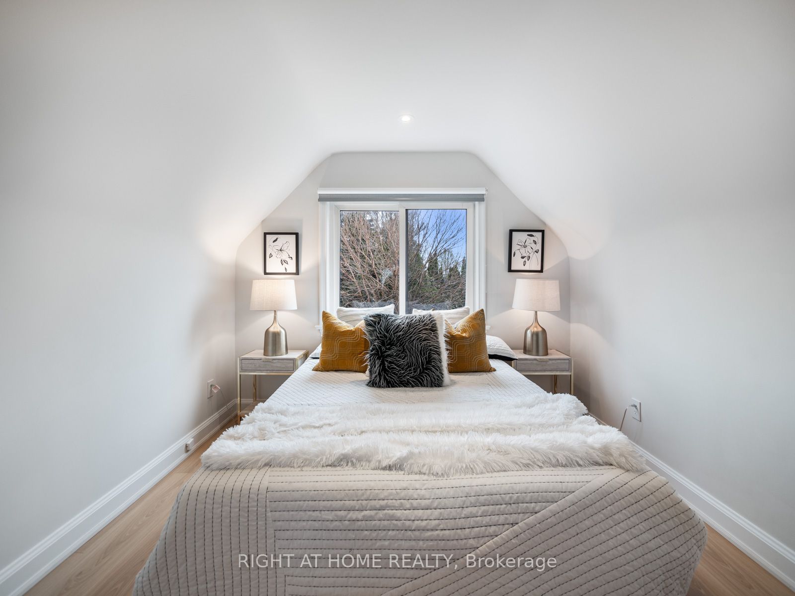 49 Amsterdam Avenue Property Photo 28