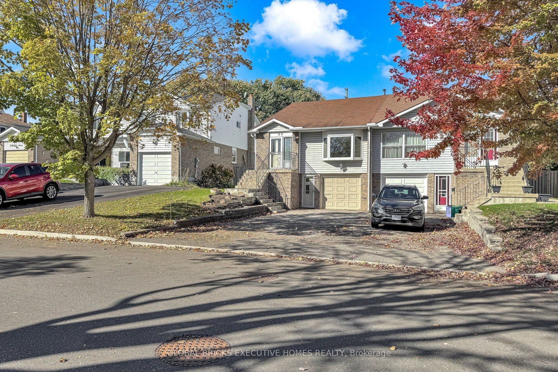 53 Goldring Drive Property Photo 2