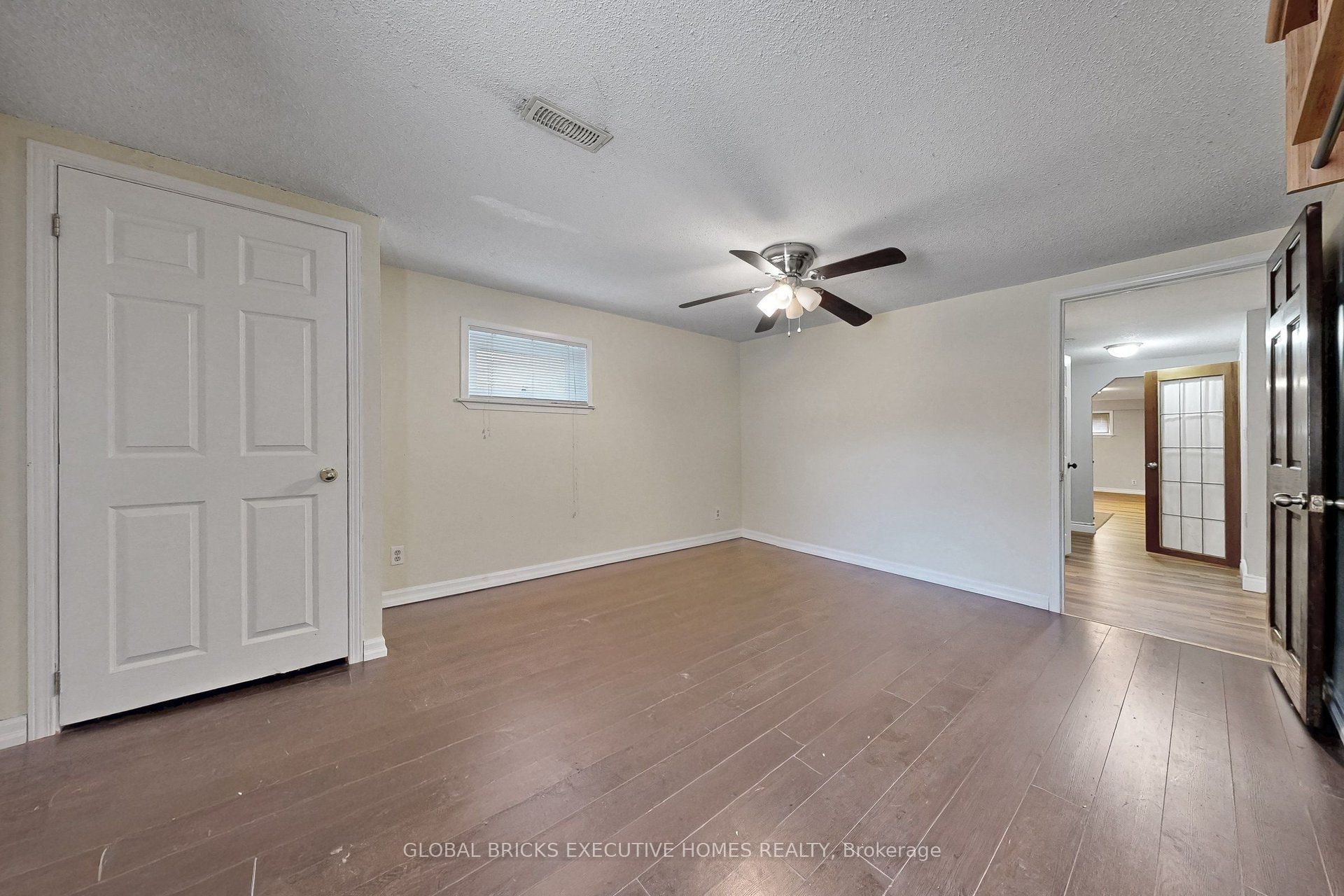 53 Goldring Drive Property Photo 9