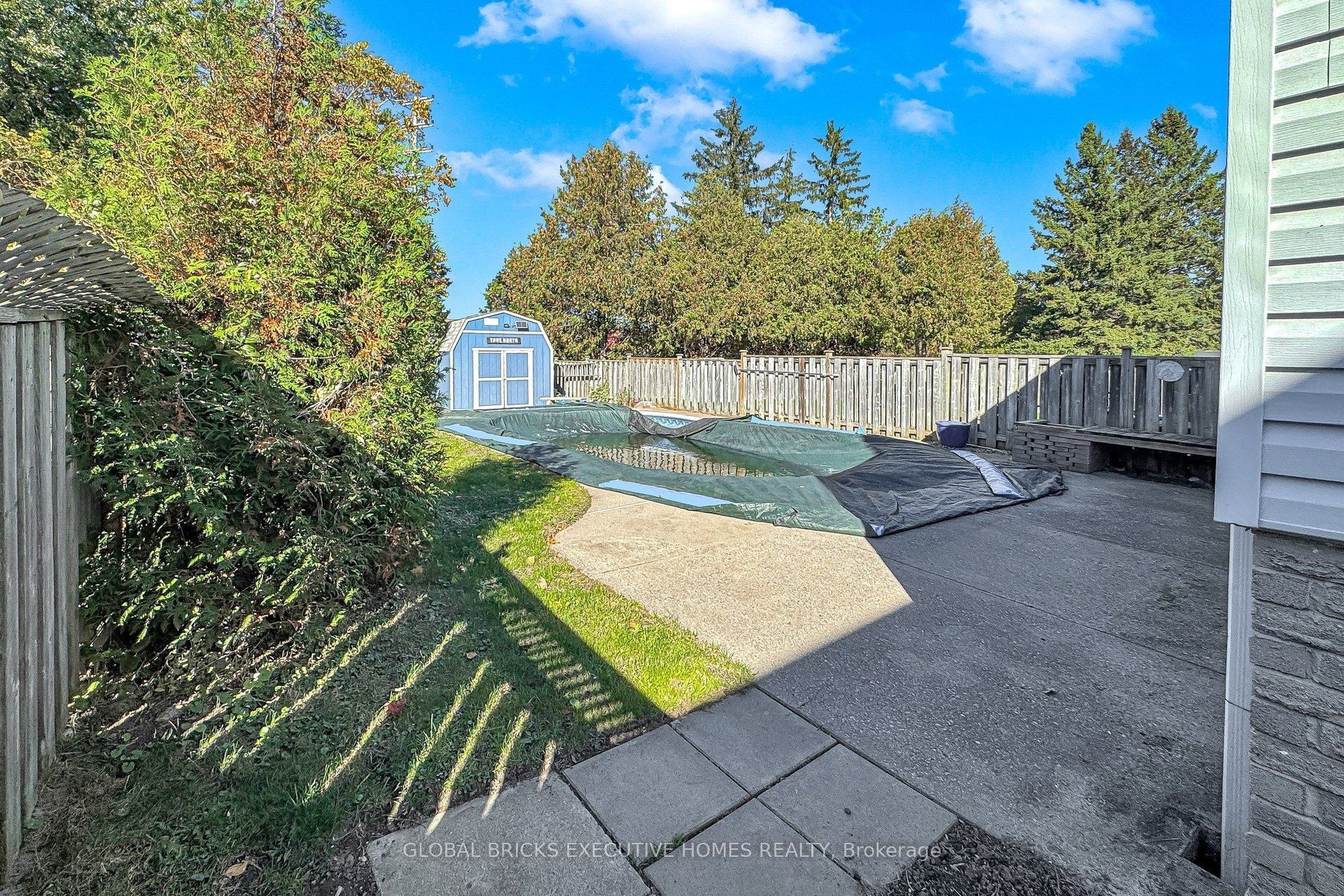 53 Goldring Drive Property Photo 14