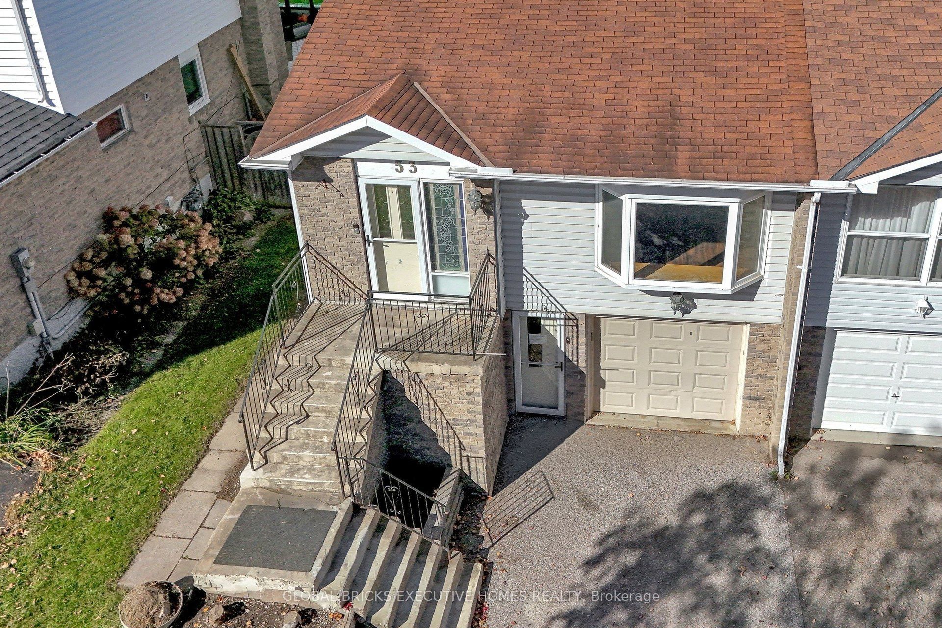 53 Goldring Drive Property Photo 21