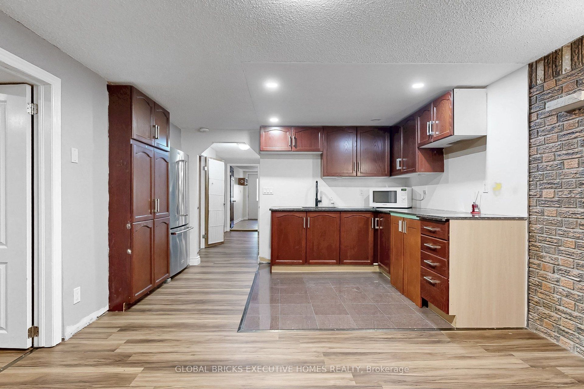 53 Goldring Drive Property Photo 44