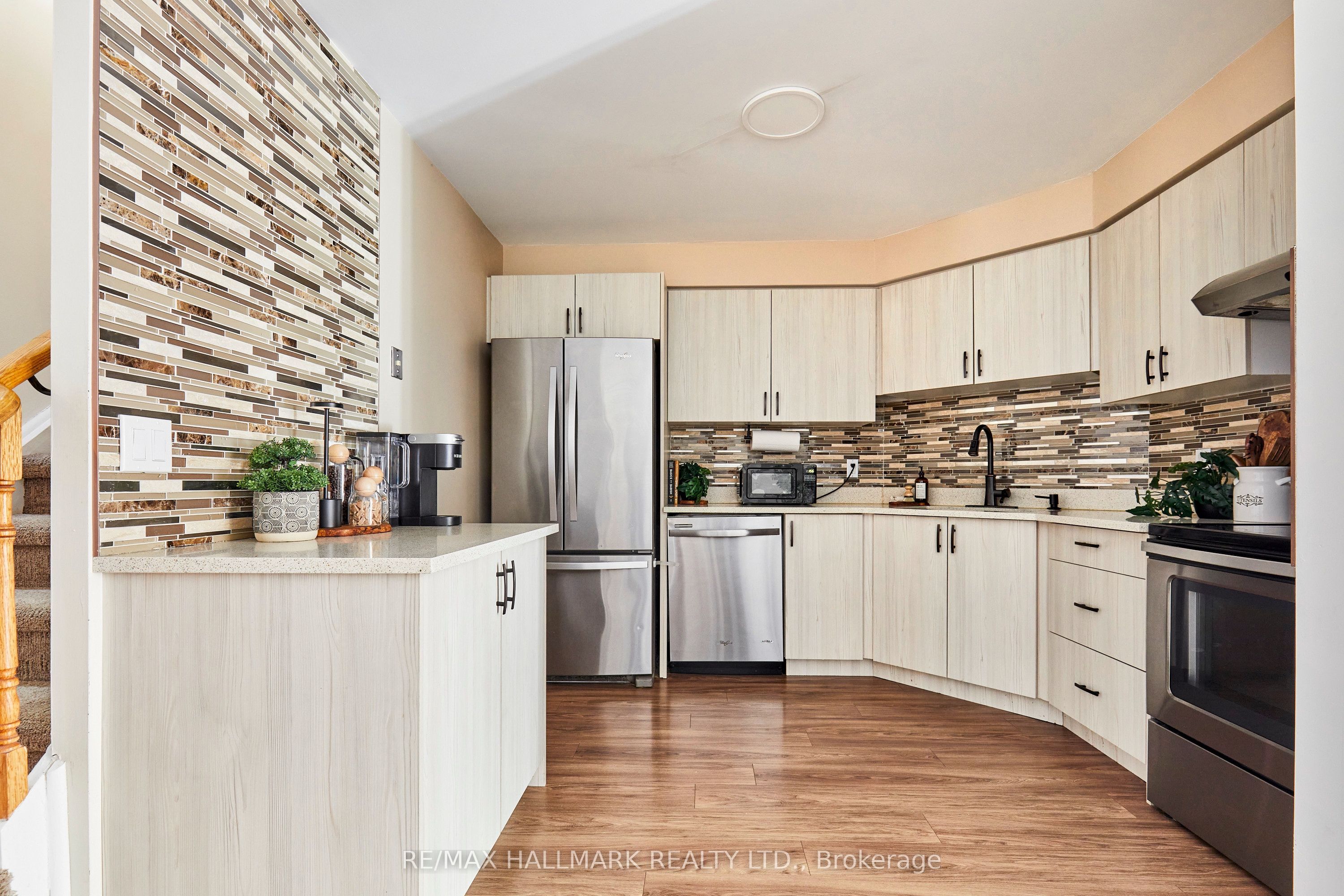 1400 The Esplanade Centre N 305 Property Photo 2