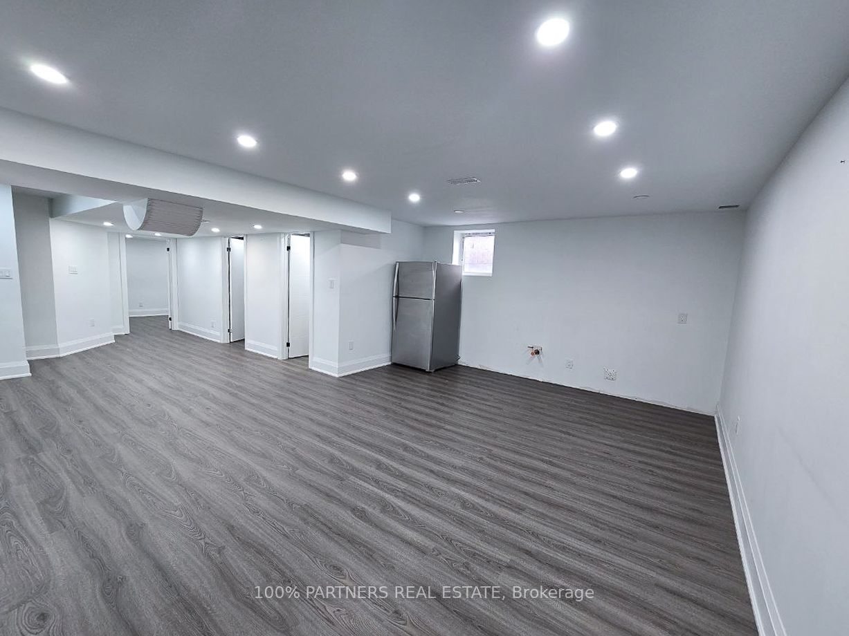 219 William Fair Drive Property Photo 40